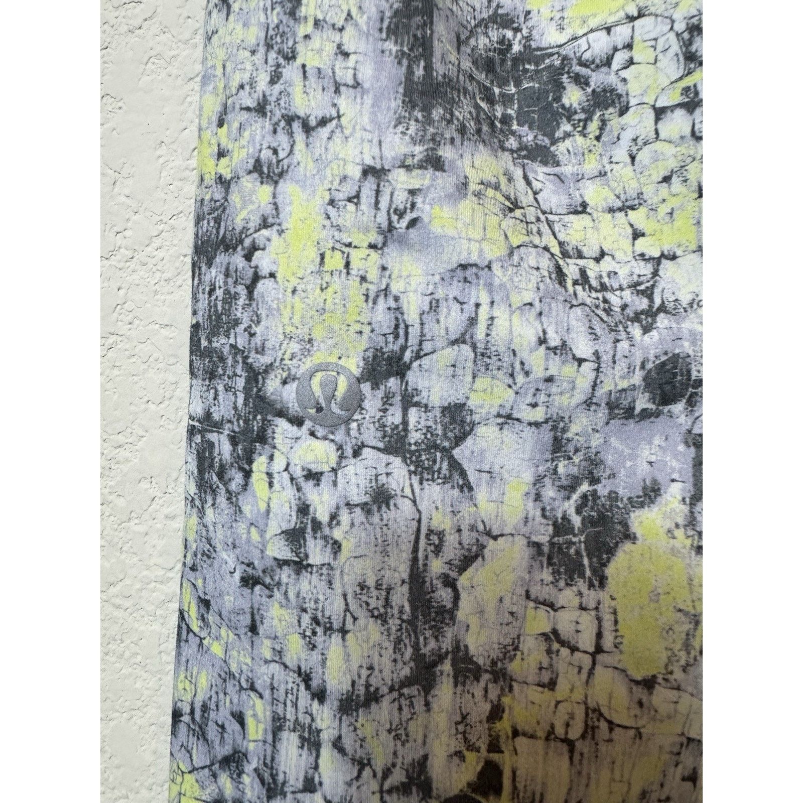 Lululemon Lululemon Wunder Train HR Tight 25” Everlux Grey Yellow 14 Size 36" / US 14 / IT 50 - 6 Thumbnail