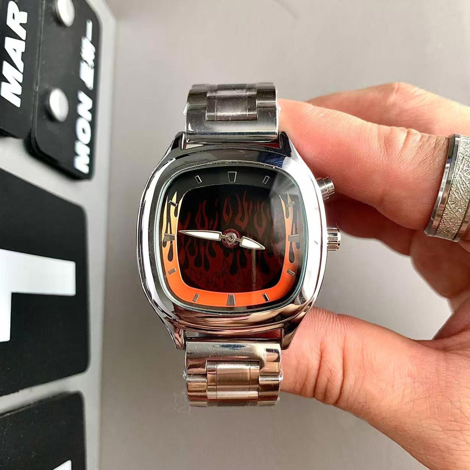 Vintage Y2K Flame Watch – Digital Display, Retro Unisex Fit Size ONE SIZE - 2 Thumbnail