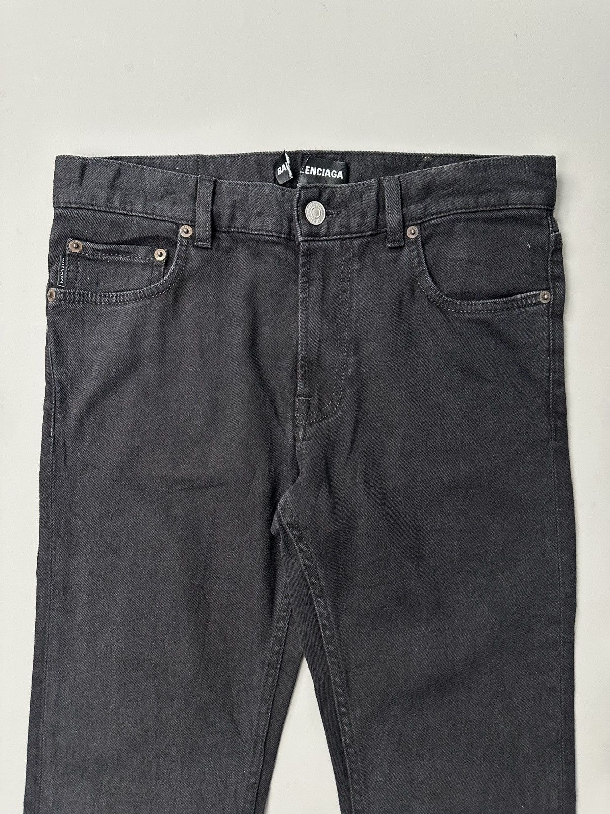 Balenciaga Balenciaga - Demna 2019 Straight Cut Jeans in Black Size US 30 / EU 46 - 5 Thumbnail