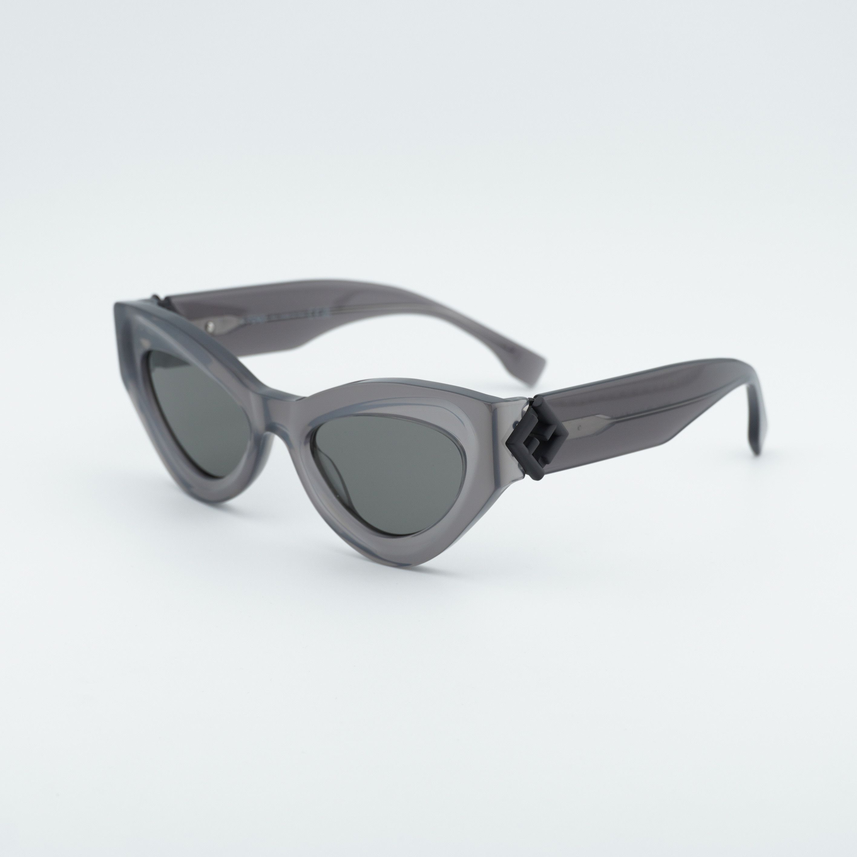 Fendi Fendi FE40146I 20A Sunglasses Grey Cat Eye Frame, Smoke Lens Size ONE SIZE - 1 Thumbnail