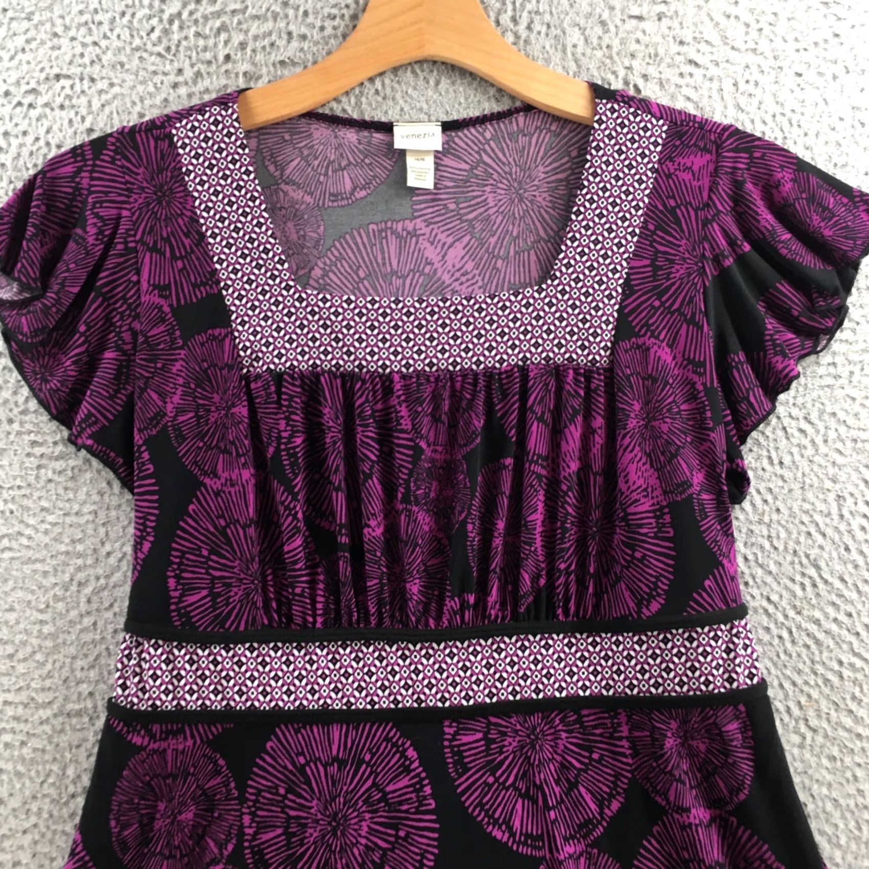Vintage Venezia Tunic Top Women 14/16 Black Purple Short Sleeve Square Neck Empire Waist Blouse Shirt Size XL / US 12-14 / IT 48-50 - 2 Thumbnail
