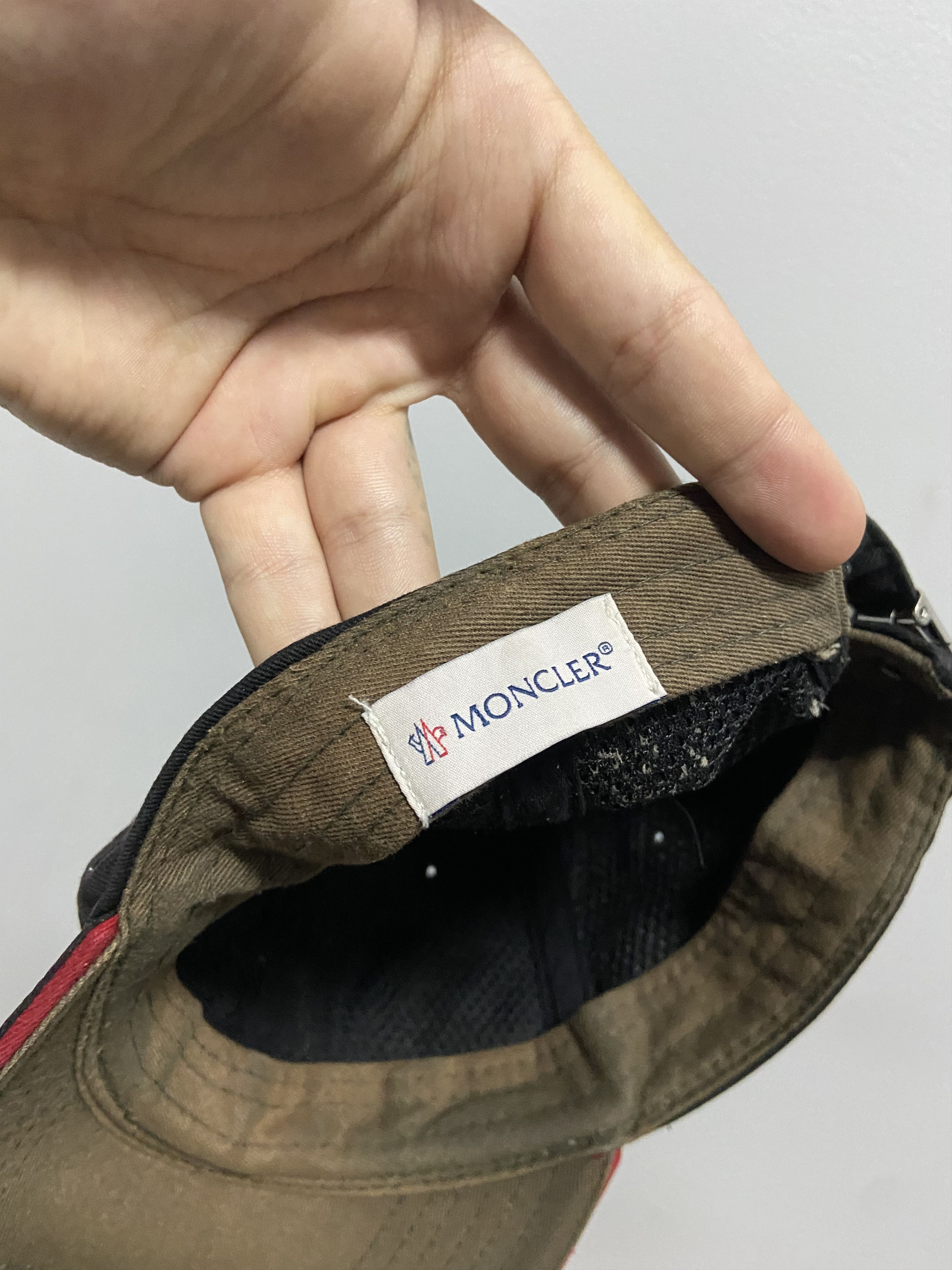 Moncler Moncler cap luxury center logo vintage Size ONE SIZE - 8 Thumbnail