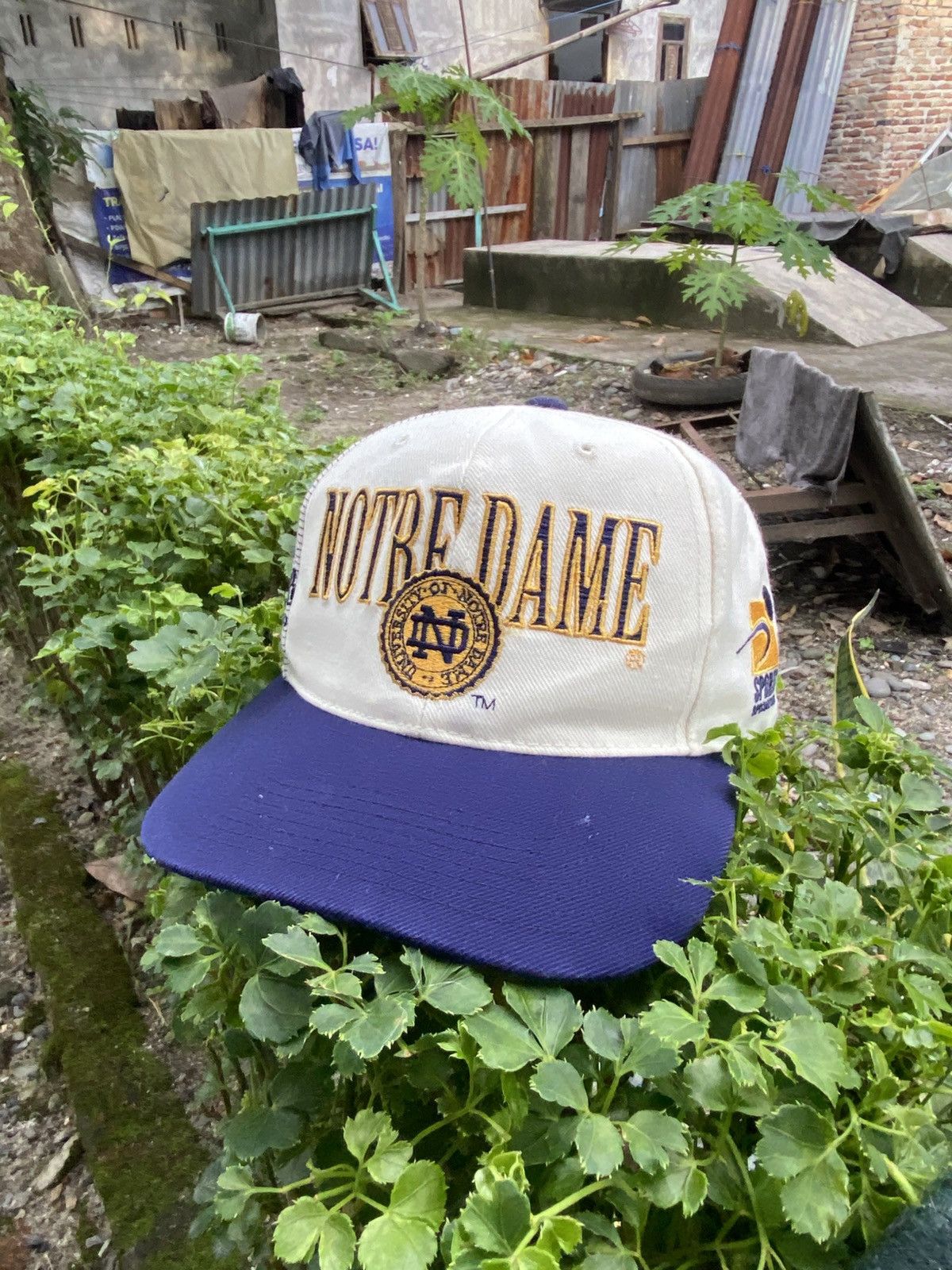 Sports Specialties Vintage Sports Specialties Notre Dame Size ONE SIZE - 1 Thumbnail