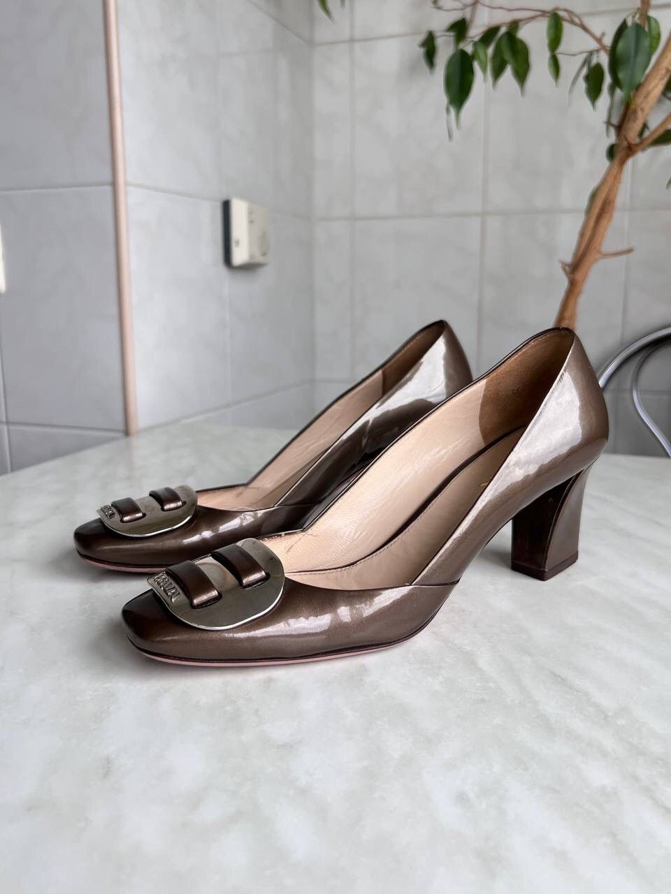Prada Prada High Heels Shoes Metal Logo 00s Prada Italy Leather Size US 7 / IT 37 - 10 Thumbnail
