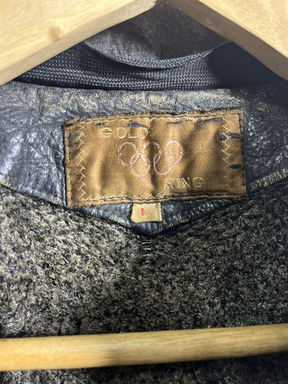 Vintage Vintage 80s Trashed Leather Jacket Gold Rings Size US M / EU 48-50 / 2 - 5 Thumbnail
