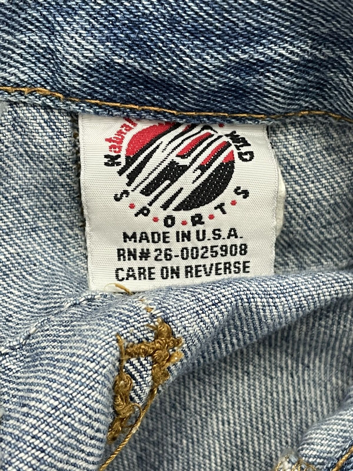Japanese Brand VINTAGE NEW SPORTS USA 90S OG FLARED KINKY DISTRESSED DENIM Size US 27 - 17 Thumbnail