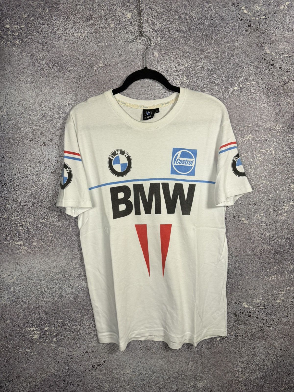 BMW × Vintage Vintage BMW Big logo tee y2k streetwear M size Size US M / EU 48-50 / 2 - 1 Thumbnail