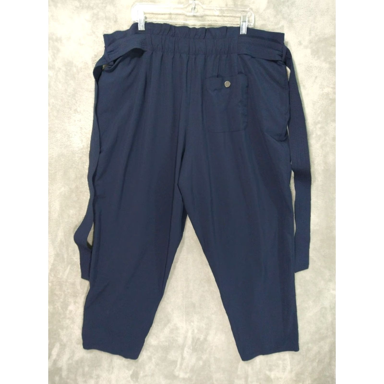 Athleta Athleta Pants Womens 18 Blue Skyline II Paperbag Pull On Crop Belted Stretch Size 40" / US 18 - 2 Thumbnail
