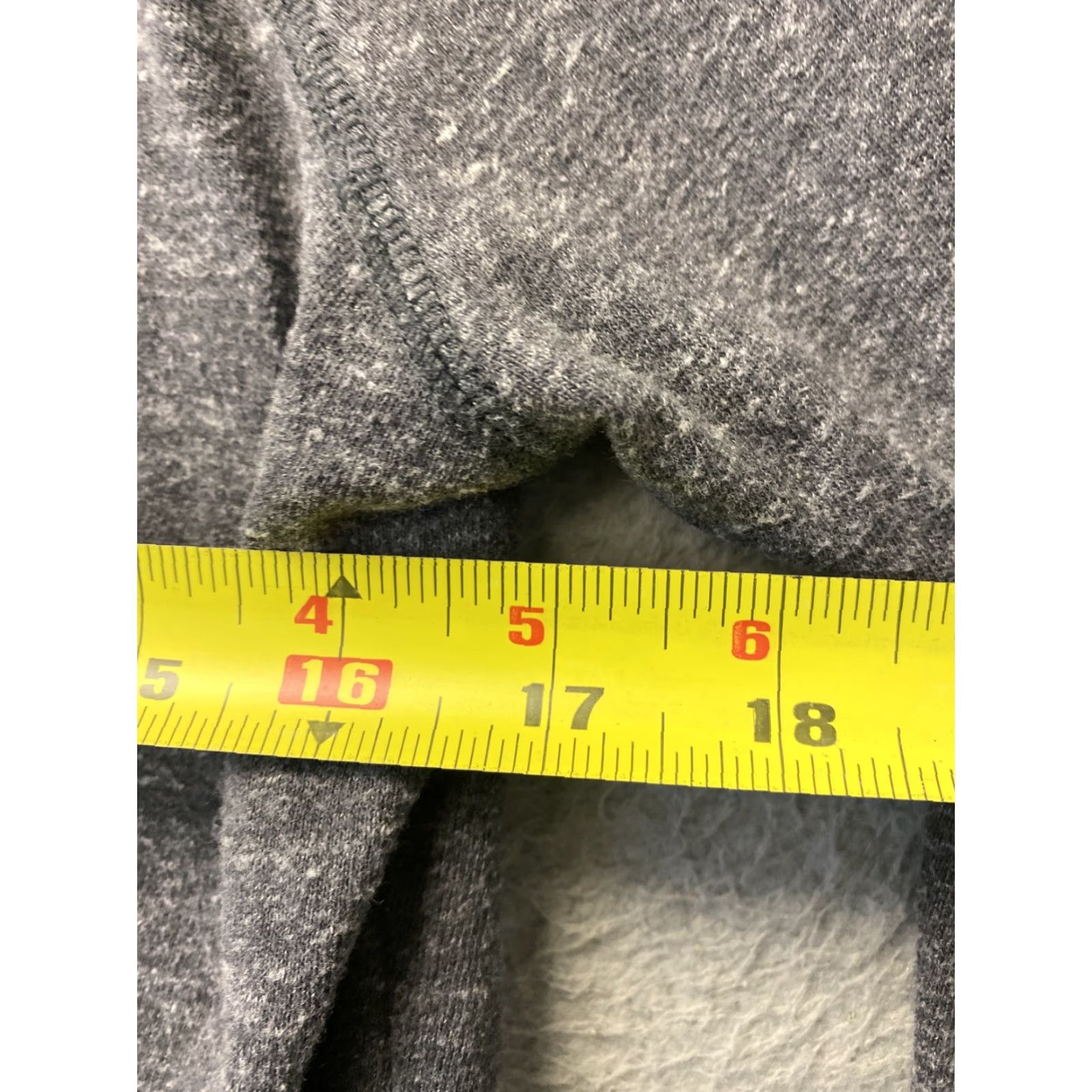 Nike Nike Hoodie Women Medium Gray Fleece Sweater Outdoor Hiking Gym Activewear Size M / US 6-8 / IT 42-44 - 4 Thumbnail