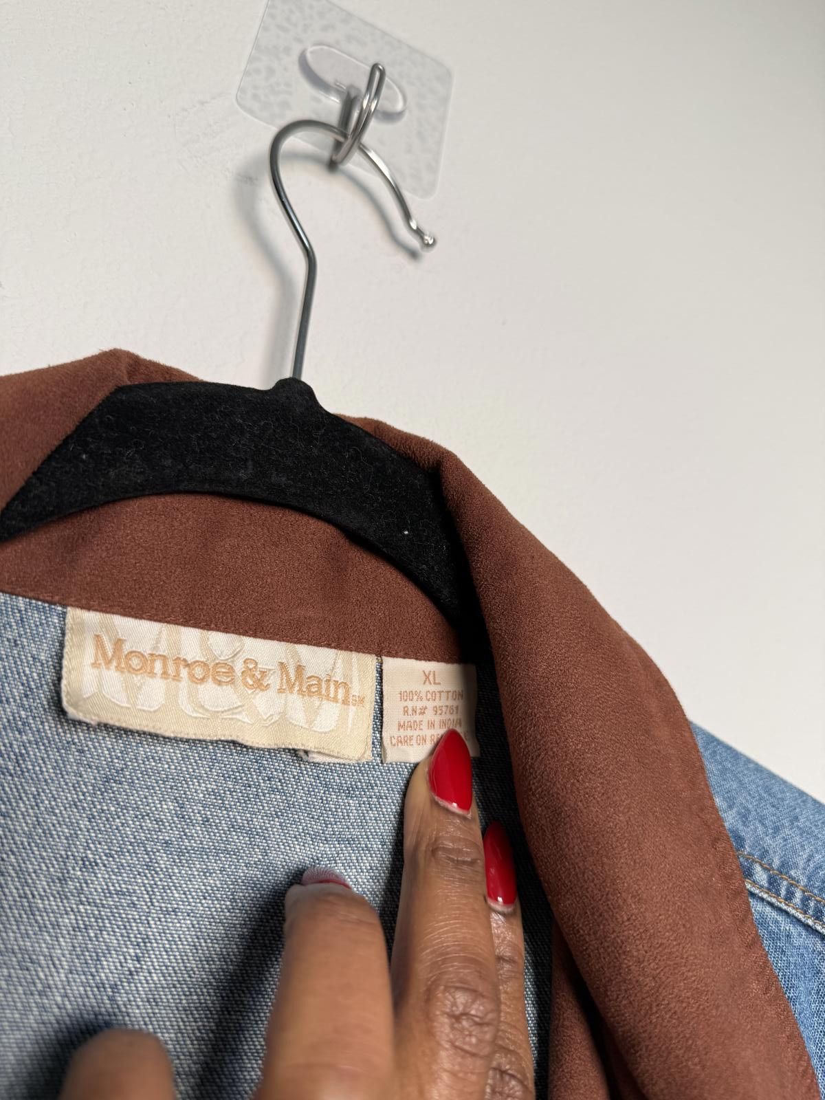 Unknown London Vintage Western Embroidered Denim Jacket with Brown Collar Size XL / US 12-14 / IT 48-50 - 4 Thumbnail