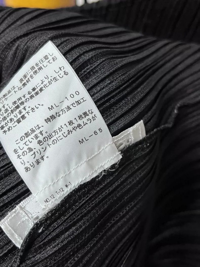 Issey Miyake Issey Miyake size:3 Black diamond ring T-shirt top Size S / US 4 / IT 40 - 5 Thumbnail