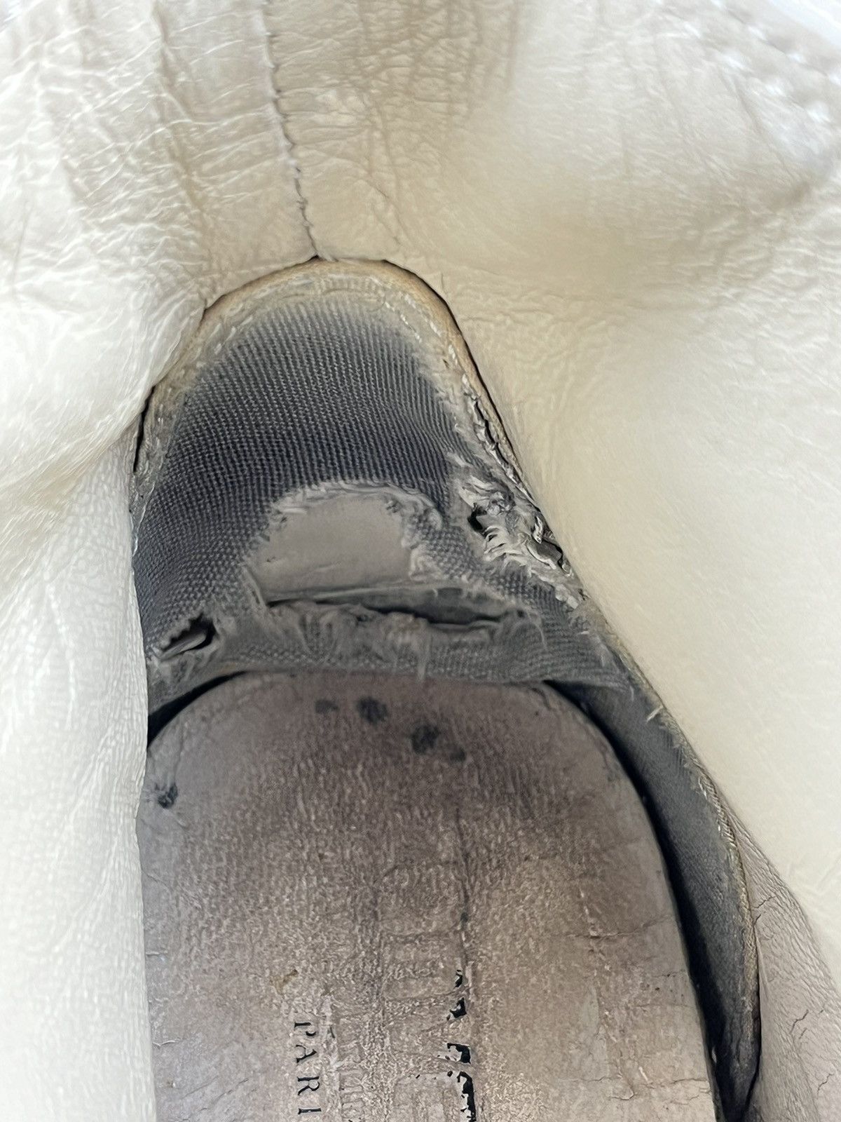Converse × Maison Margiela Maison Margiela Painted Converse Chuck Taylor All Star Hi Size US 8 / EU 41 - 12 Thumbnail