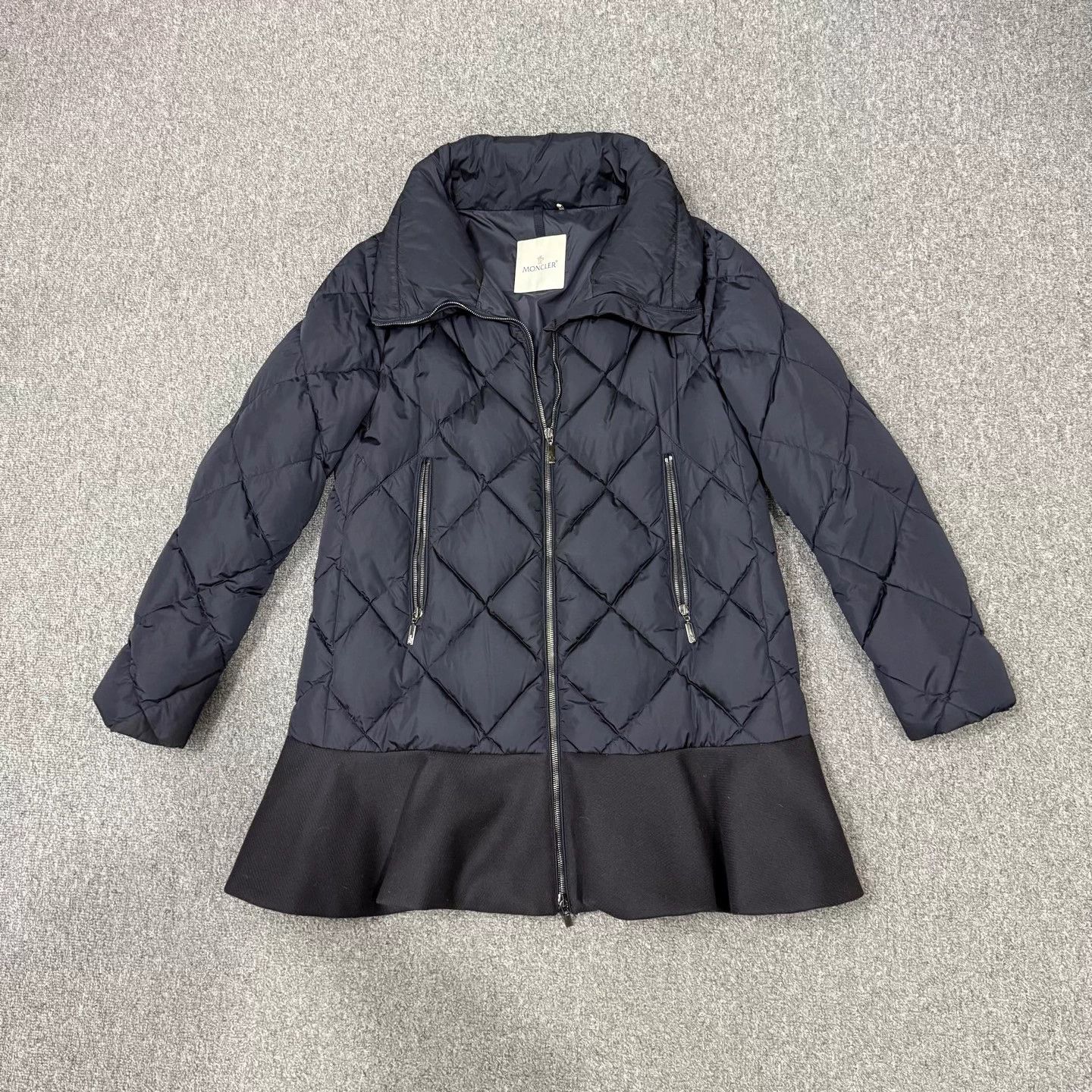 Moncler Moncler Black Quilted Skirted Puffer Coat Size 3 Mint Size L / US 10 / IT 46 - 1 Thumbnail