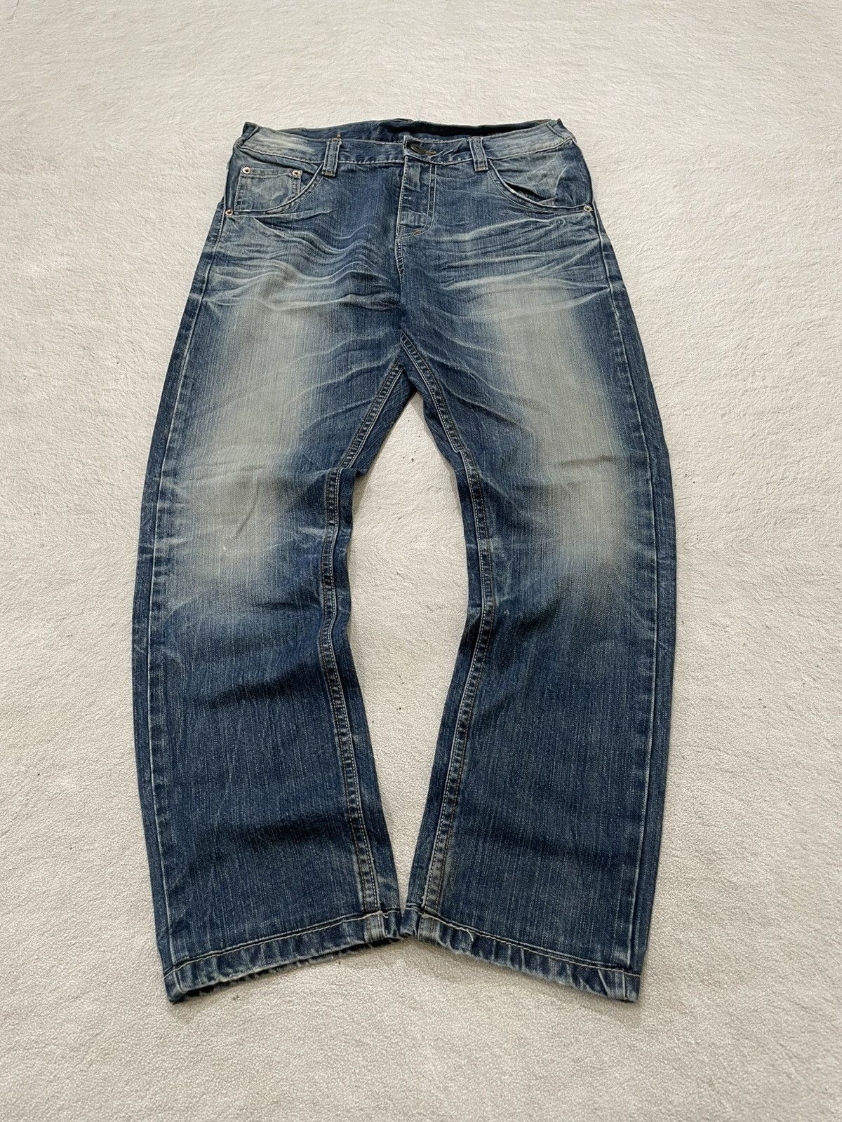 Japanese Brand 2000s Slack Rare Faded Denim Blue Jeans Stonewash Y2K Japan Size US 31 - 1 Thumbnail