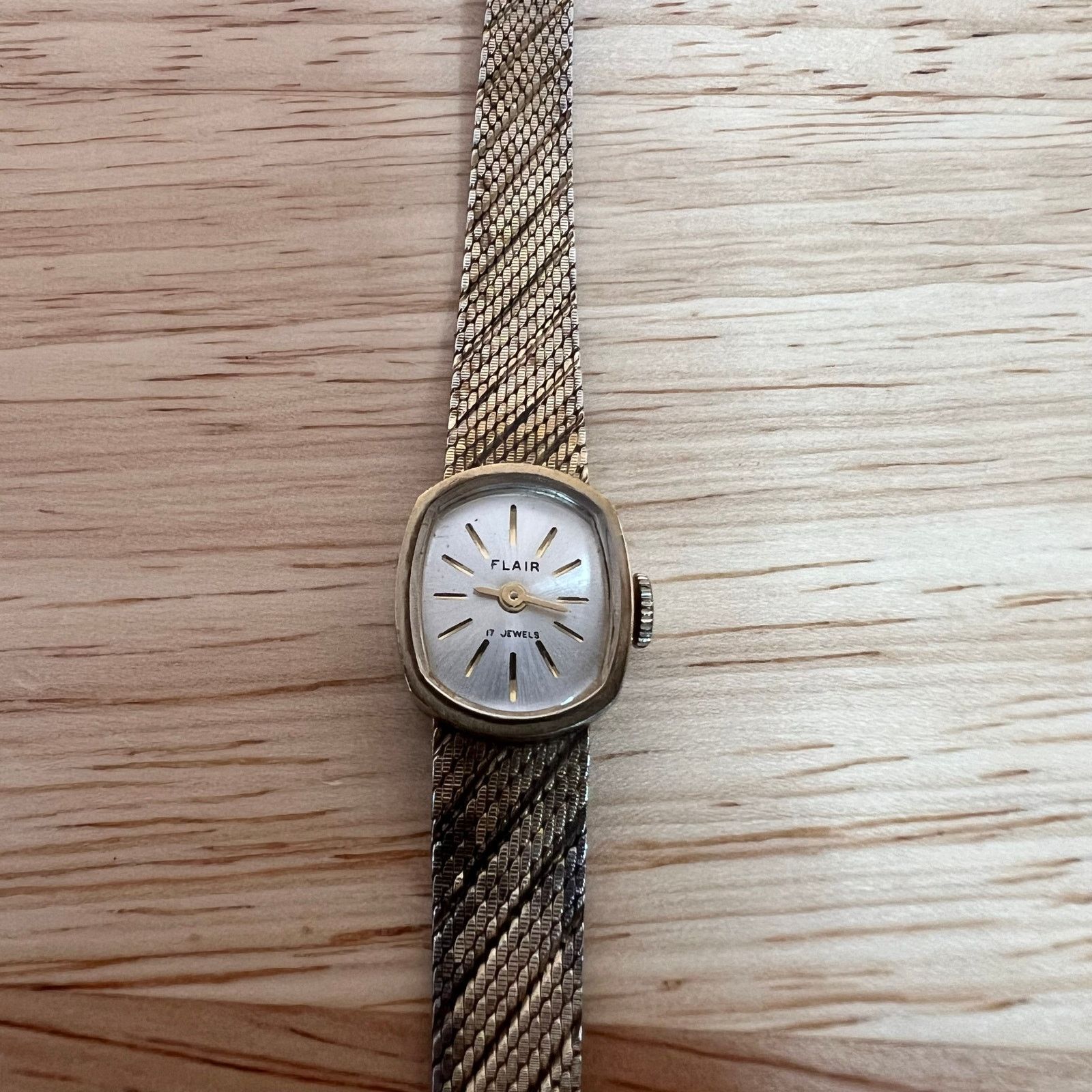 Vintage Flair 10K RGP GF Gold Vintage Ladies Gold Watch 17 Jewels Size ONE SIZE - 5 Thumbnail