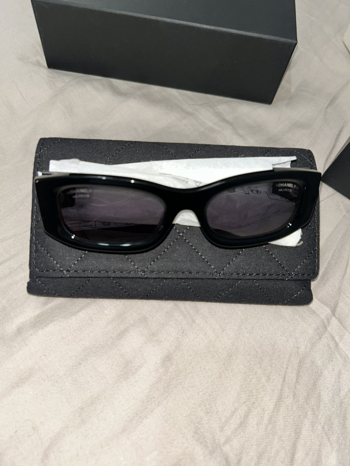 Chanel Chanel Rectangle Sunglasses 5525 – Black & White Size ONE SIZE - 1 Thumbnail