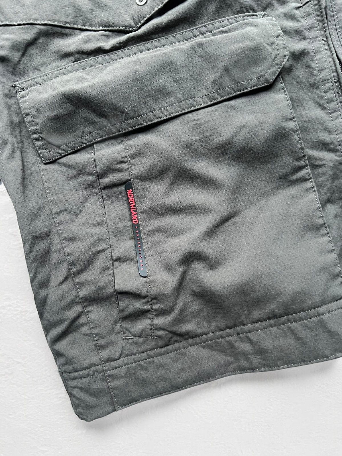 Other VINTAGE GREY NYLON VEST OUTDOOR OAKLEY STYLE NORTHLAND Size US L / EU 52-54 / 3 - 5 Thumbnail