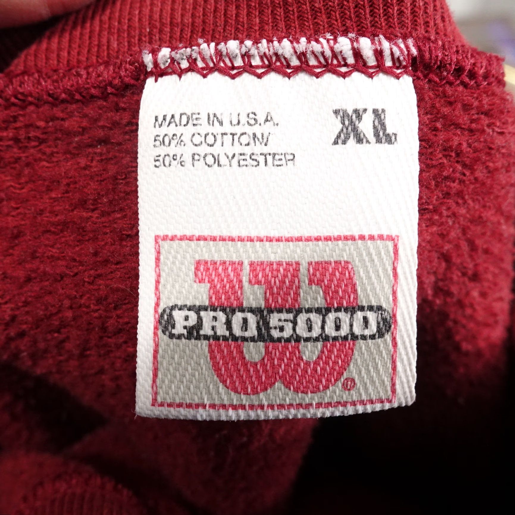 Wilson VINTAGE Wilson Sweatshirt PRO 5000 Red USA Made Crew Neck XL Mens Sweatshirt Vintage 80s 90s Red Wilson Pro 5000 Crew Neck XL Mens Size US XL / EU 56 / 4 - 7 Thumbnail