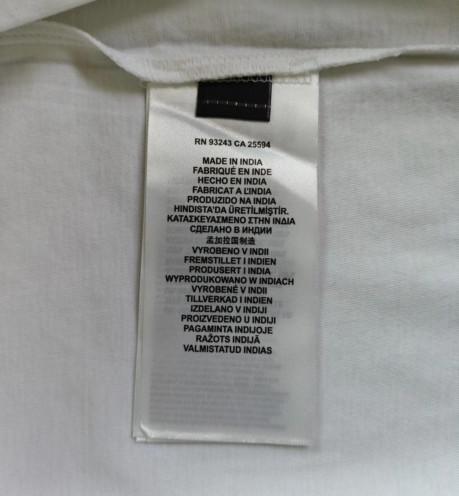 Diesel DIESEL White T-Shirt With Logo Patch FTP 4102 Size US L / EU 52-54 / 3 - 6 Thumbnail