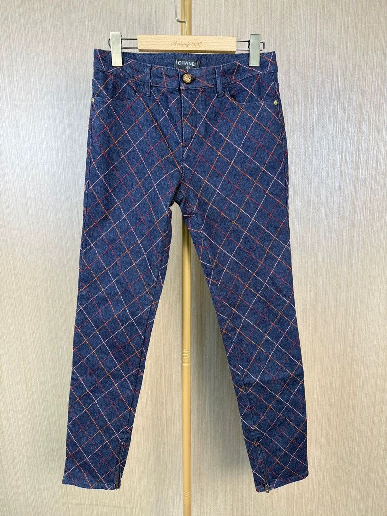 Chanel Chanel Classic Quilted Embroidery Jeans - dmc Size US 38 / EU 54 - 1 Thumbnail