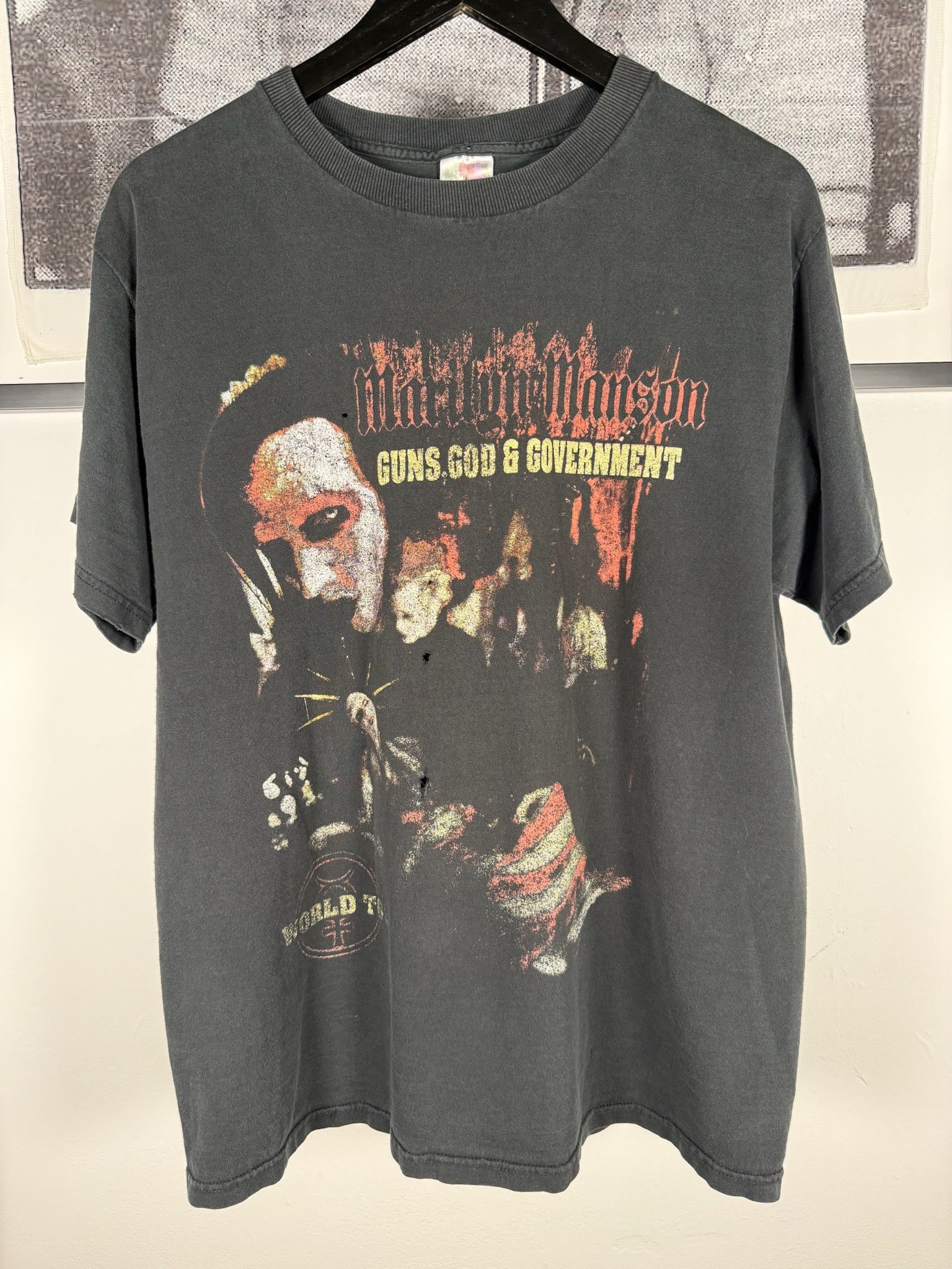 Vintage 🚭MARILYN MANSON VINTAGE GRAIL🚭 GUNS GOD GOVERNMENT T SHIRT Size US L / EU 52-54 / 3 - 2 Thumbnail
