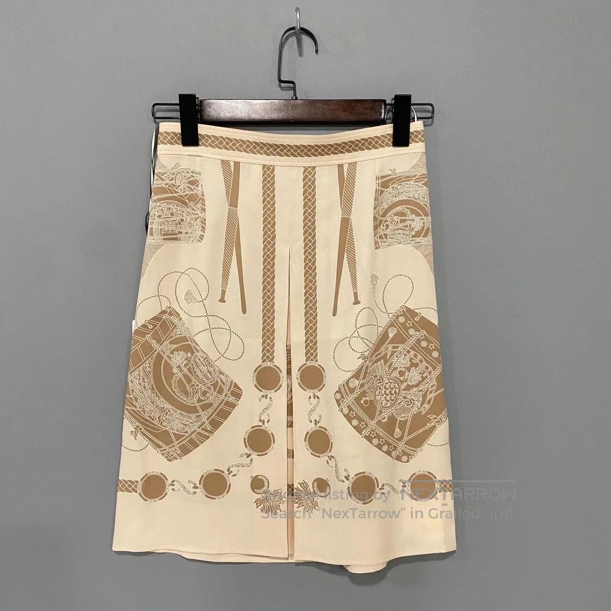 Hermes hermes silk half skirt in beige. Size 33" - 1 Thumbnail