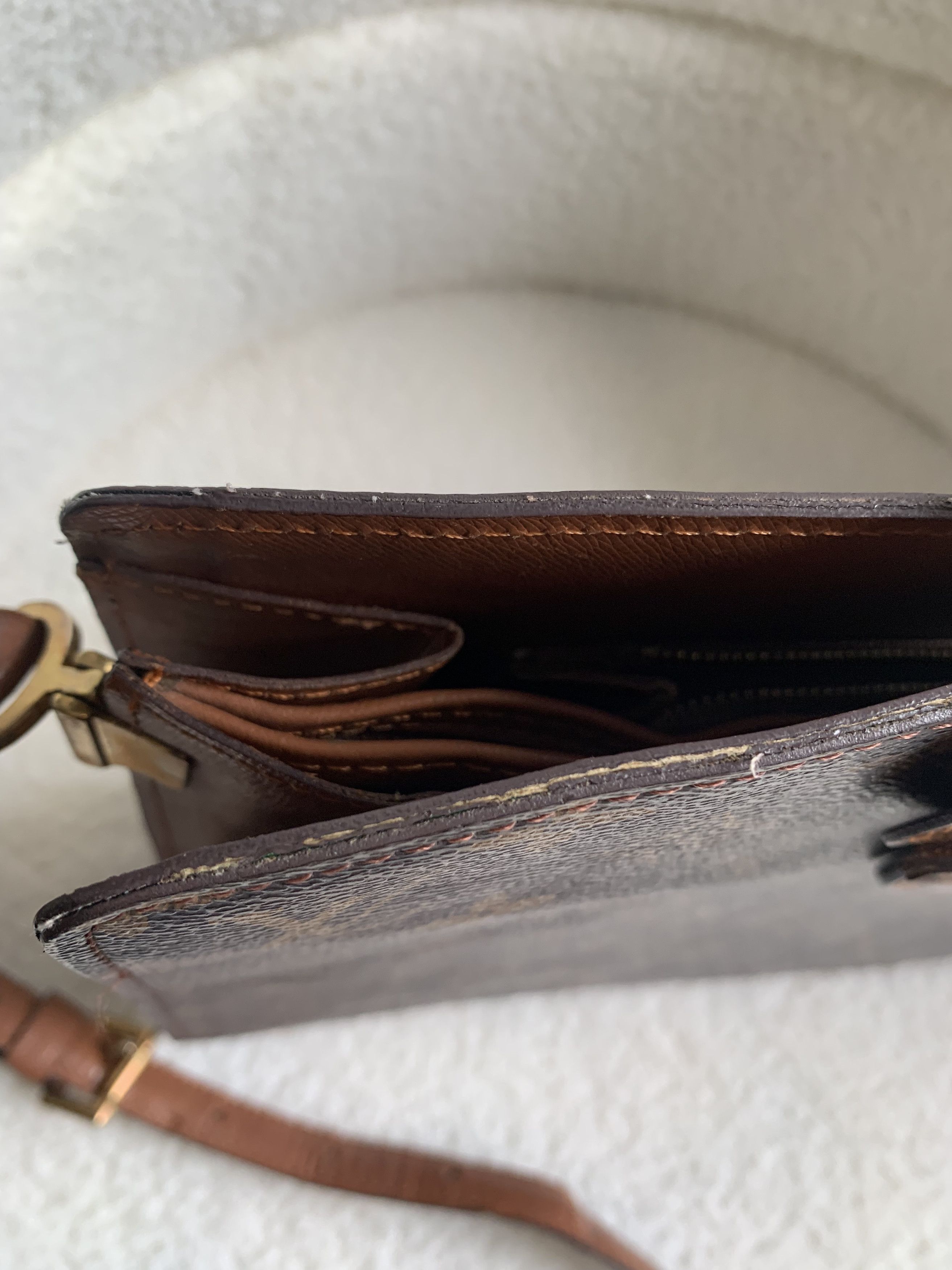 Louis Vuitton Louis Vuitton Courcelles Monogram Shoulder Messenger Bag Size ONE SIZE - 10 Thumbnail