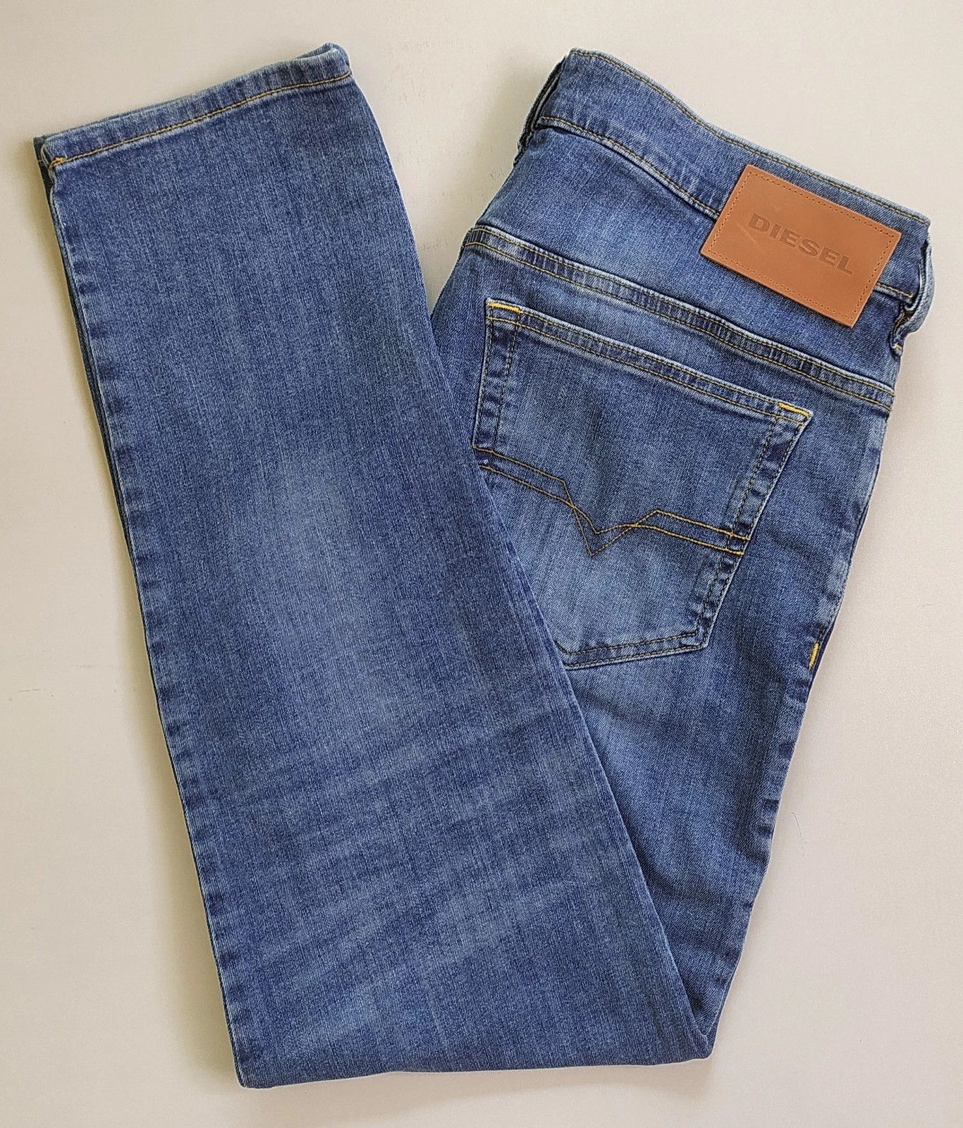Diesel Diesel D-YENNOX L.32 MENS JEANS T/9880 Size US 33 - 12 Thumbnail
