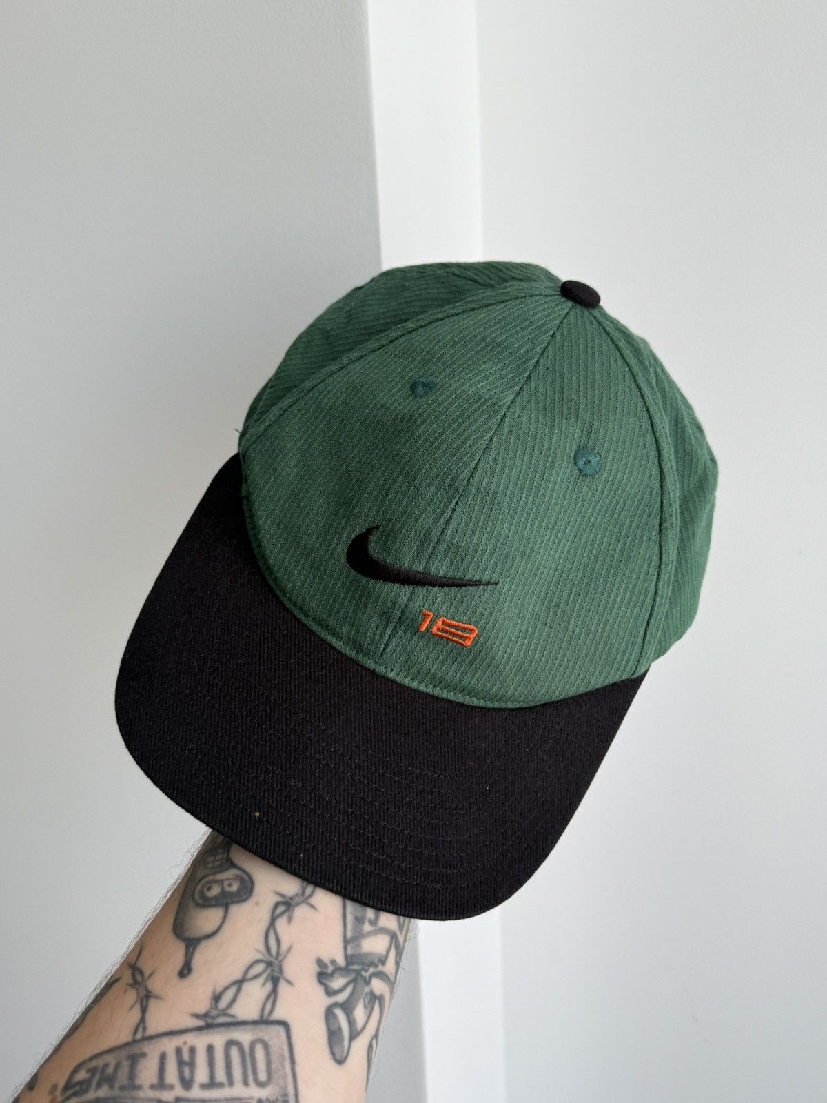 Nike Vintage 90s Nike Y2K Cap Size ONE SIZE - 1 Thumbnail