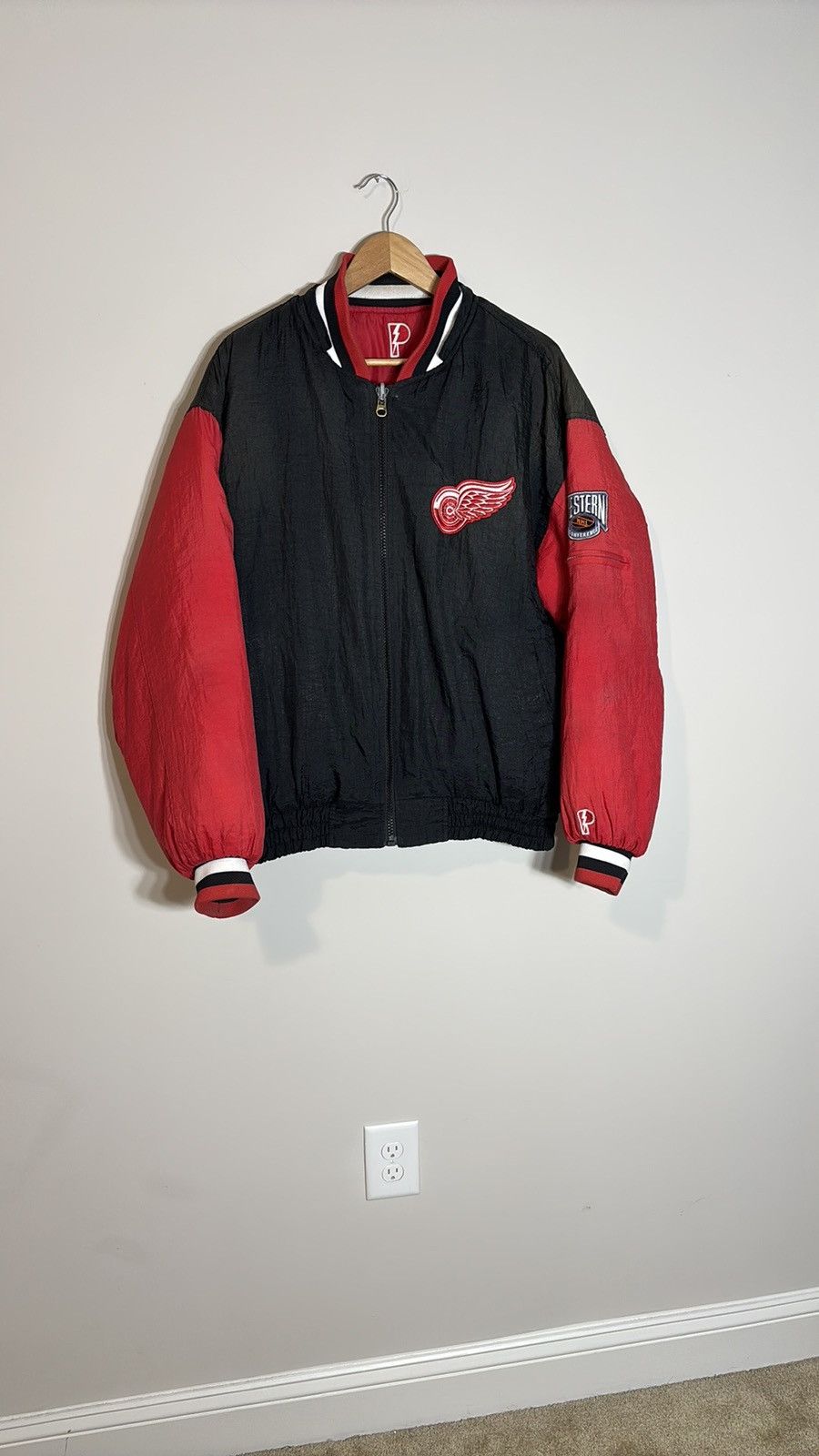 Pro Player Vtg Pro Player Detroit Red Wings Reversible Puffer Jacket Size US M / EU 48-50 / 2 - 1 Thumbnail