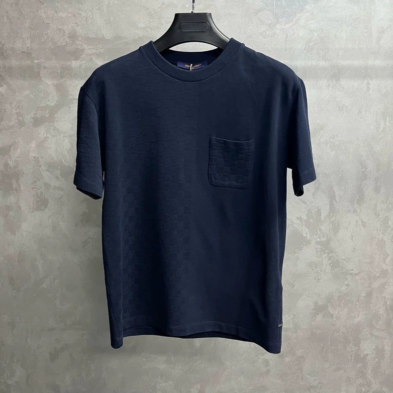 Louis Vuitton Louis Vuitton 24 Solid Pocket Crew Neck Short Sleeve 2505- Size US M / EU 48-50 / 2 - 1 Thumbnail