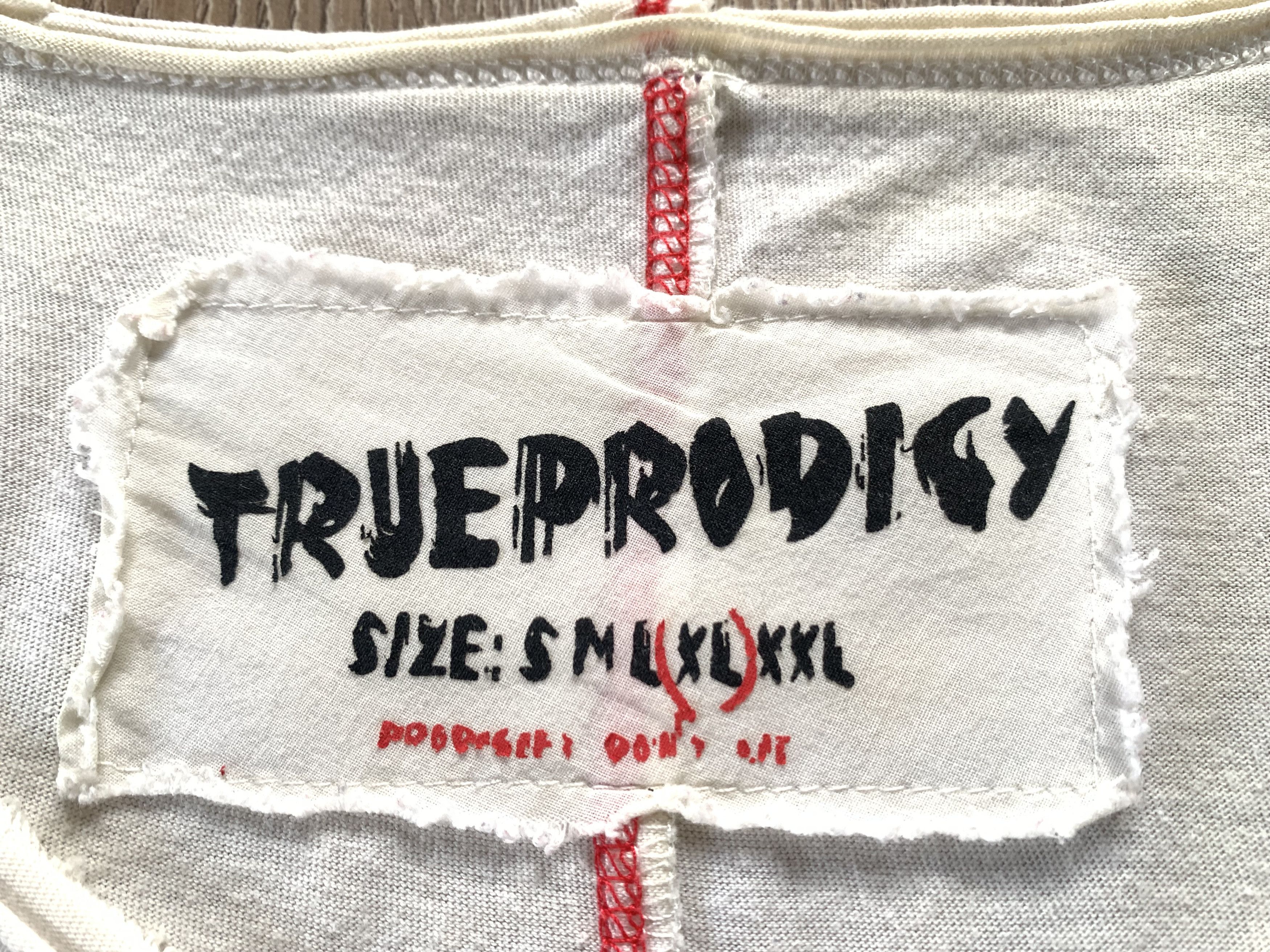 Band Tees Vintage True Prodigy Skull Printed T-Shirt Size US XL / EU 56 / 4 - 7 Thumbnail