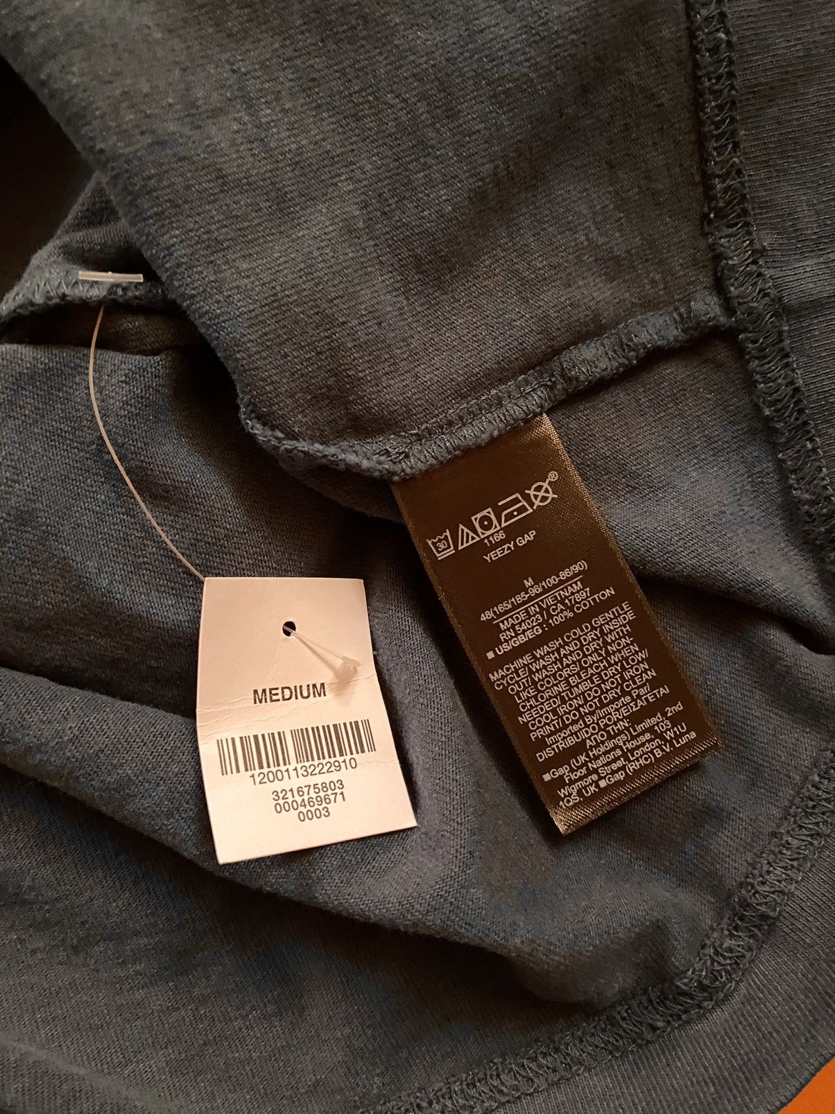 Balenciaga × Gap × Yeezy Blue Yeezy Gap Balenciaga Dove Longsleeve Size US M / EU 48-50 / 2 - 12 Thumbnail