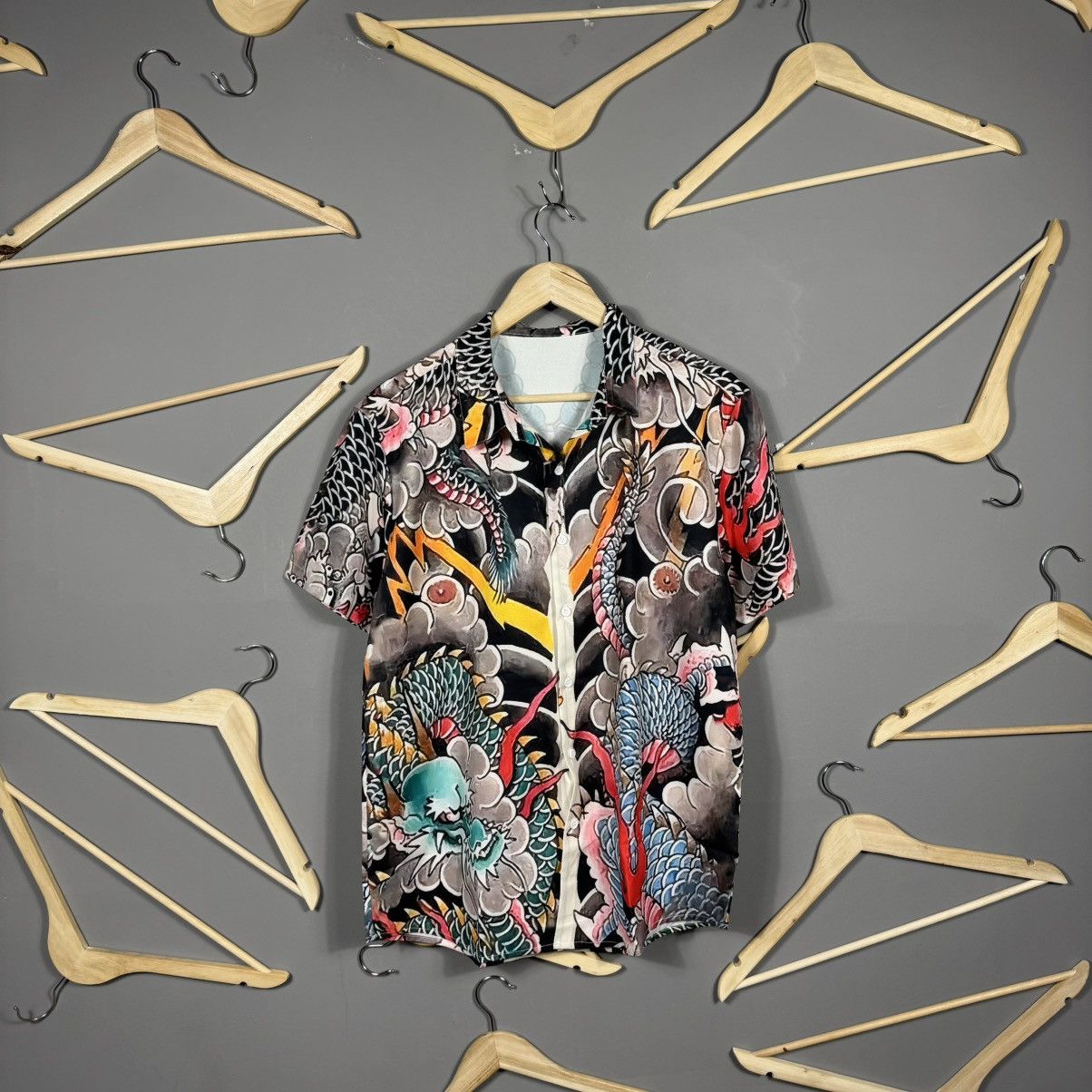 Vintage Vintage Japanese Koi Dragon Tattoo Print Shirt Size US M / EU 48-50 / 2 - 2 Thumbnail