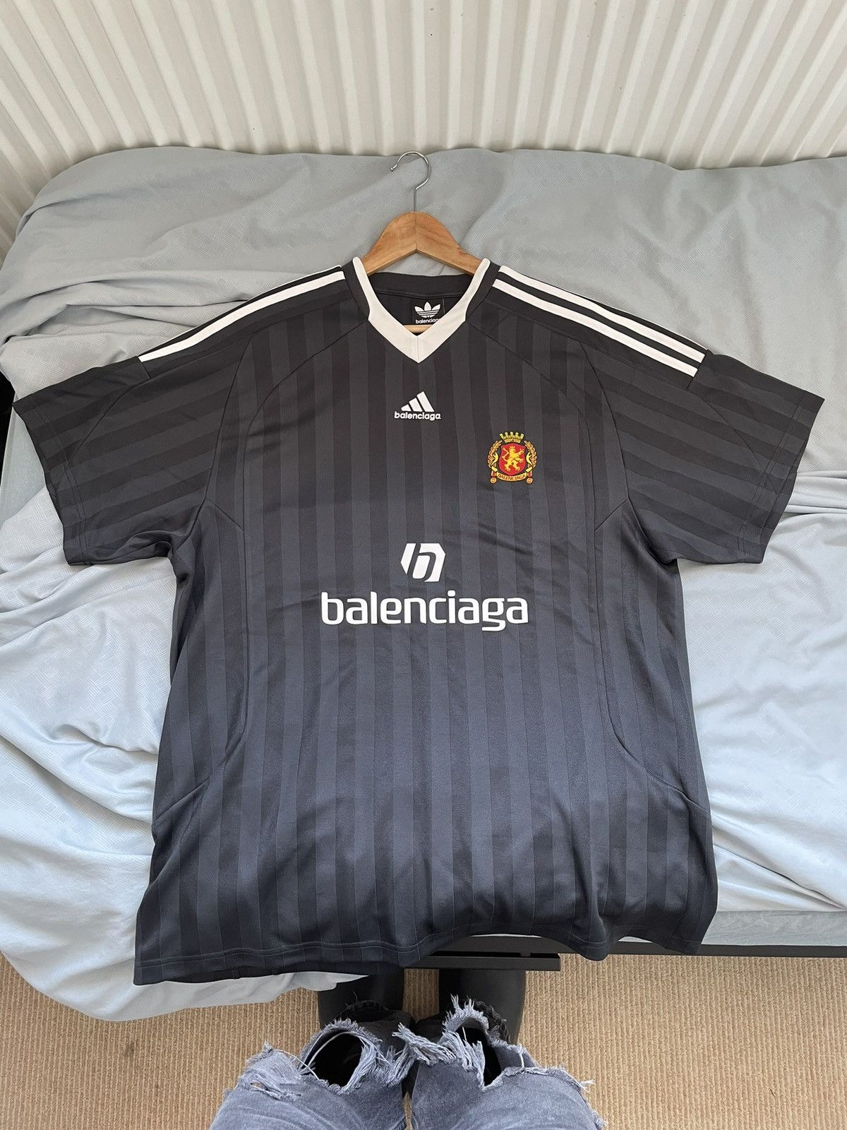 Balenciaga Balenciaga Oversized FW20/21 Soccer Jersey | Grailed