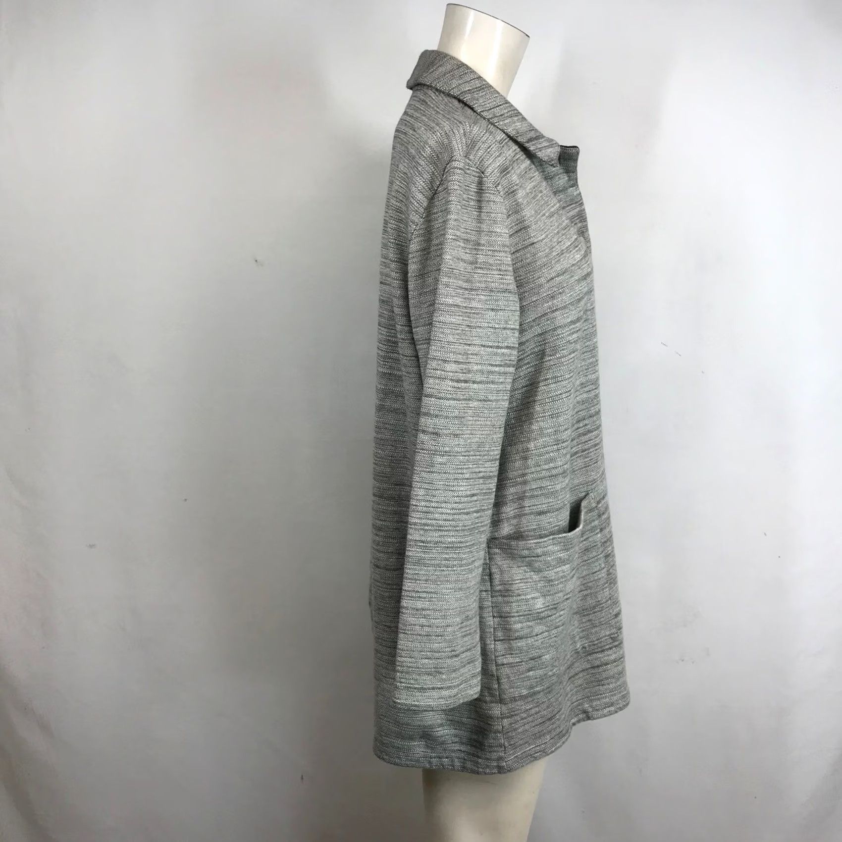 Eileen Fisher VINTAGE? No. Eileen Fisher Grey Herringbone Organic Cotton Button Front Cardigan Jacket Sz M Size M / US 6-8 / IT 42-44 - 4 Thumbnail