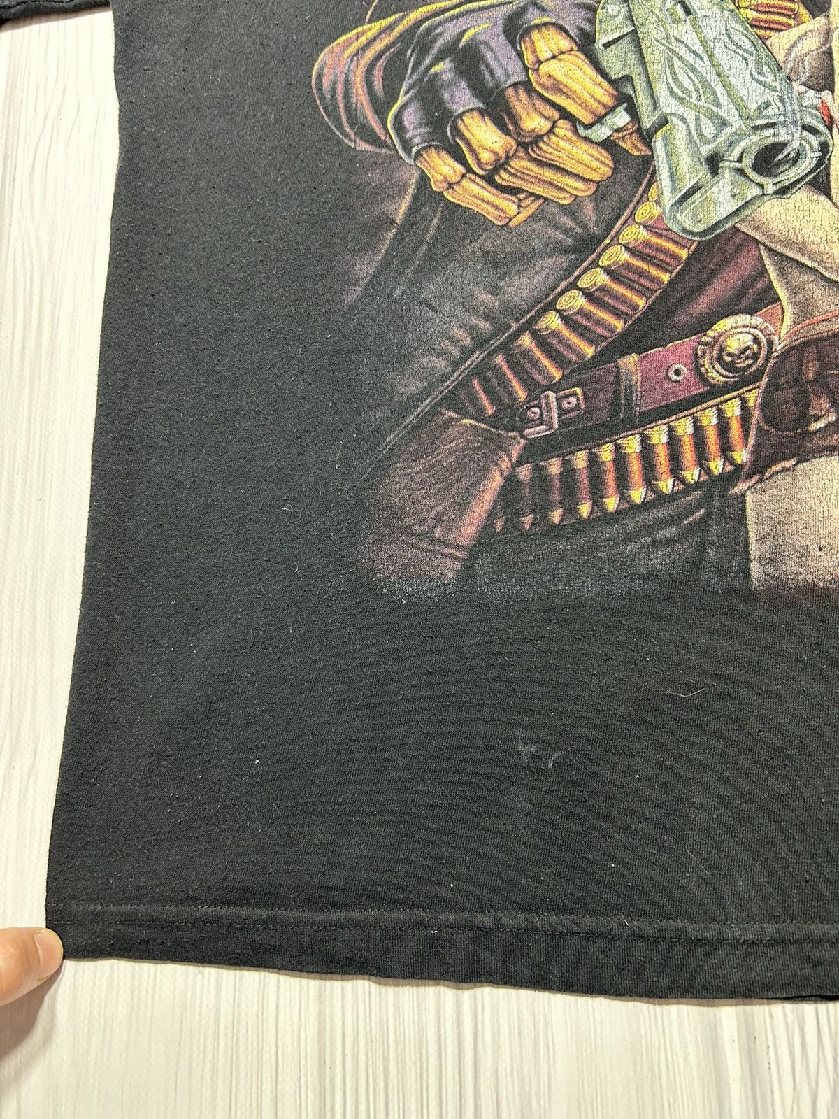 Vintage Vintage Skeleton Girl Ass Weapon T-Shirt Size US L / EU 52-54 / 3 - 7 Thumbnail