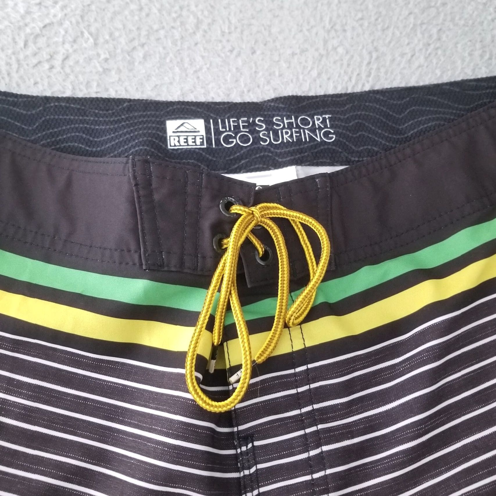 REEF Reef Mens Bottom Board Shorts 38 Black Floral Surf Quick Dry Pockets UV-Protection Leg Swim Trunks Size US 38 / EU 54 - 4 Thumbnail