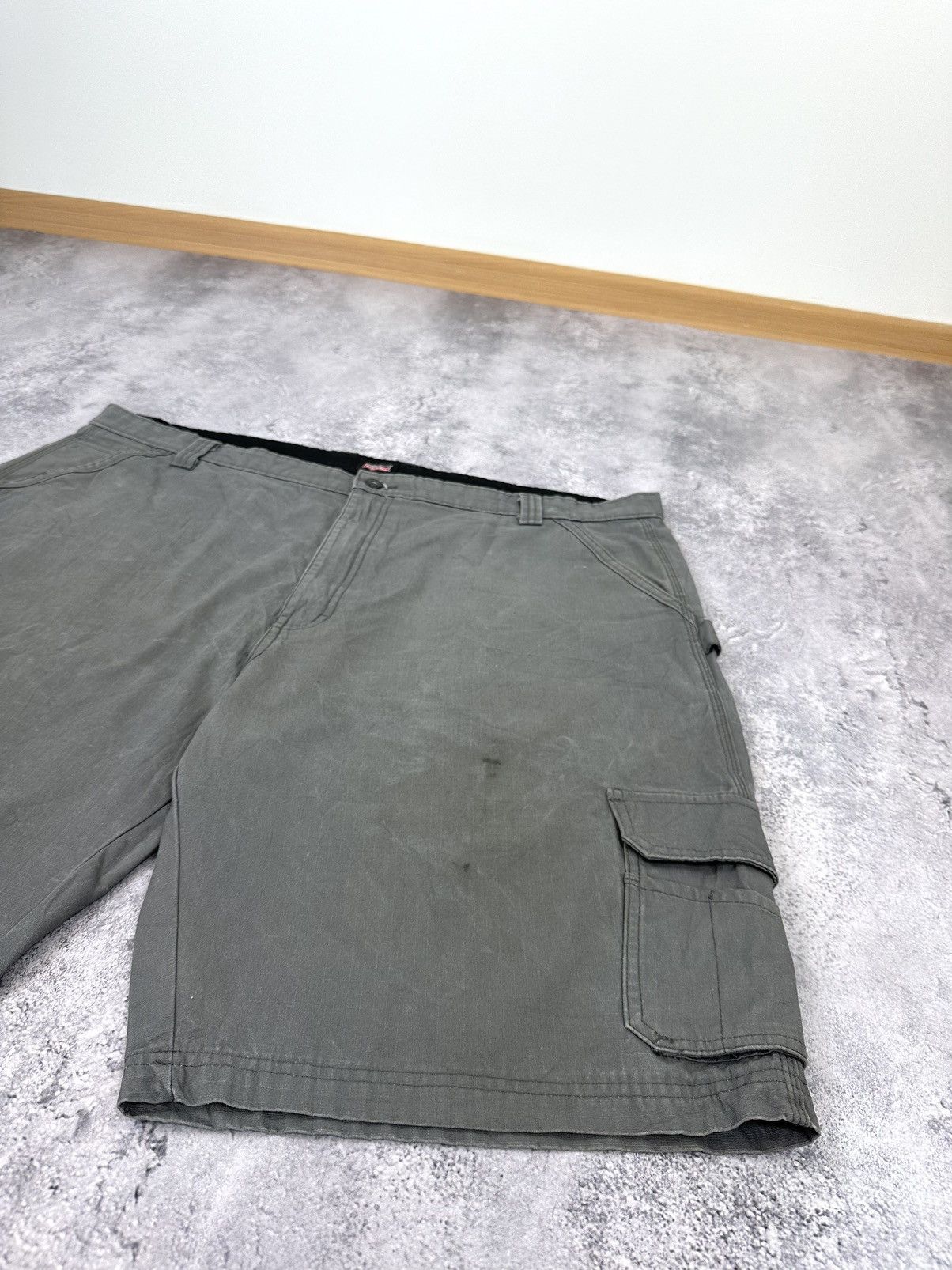 Dickies Vintage Dickies Cargo Carpenter Baggy Work Hype Y2K Shorts Size US 44 / EU 60 - 10 Thumbnail