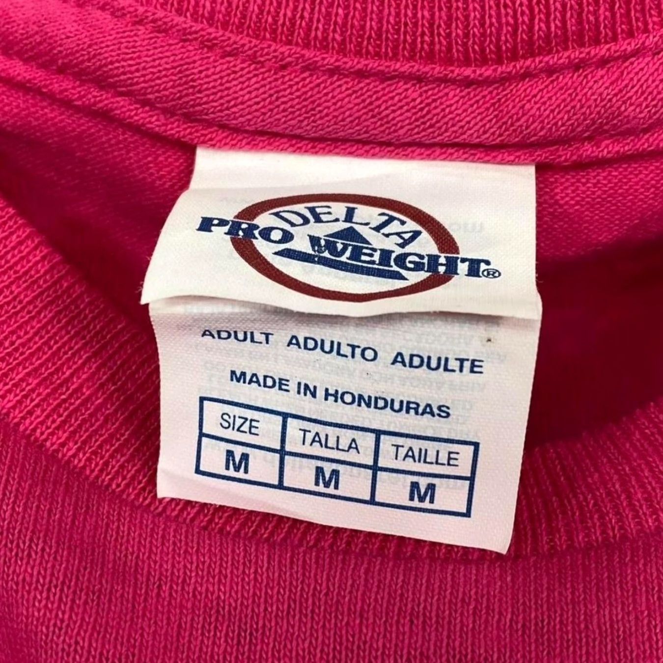 Delta Delta Minnesota USA Souvenir Long Sleeve Pink T-Shirt M Men Graphic Spellout Size US M / EU 48-50 / 2 - 4 Thumbnail