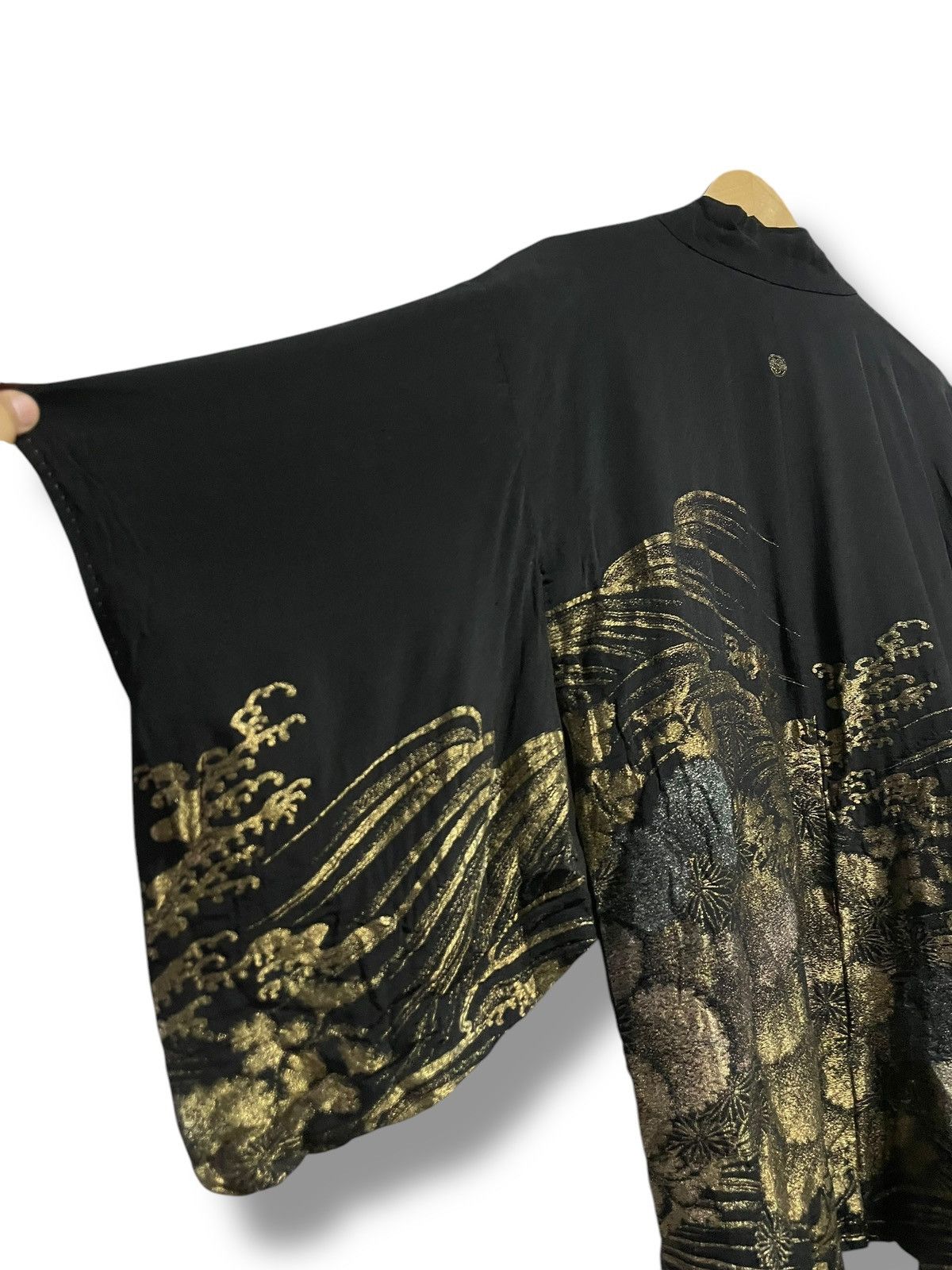 Japanese Brand × Vintage Japanese Brand Embroidered Kimono Outerwear (76) Size US S / EU 44-46 / 1 - 7 Thumbnail