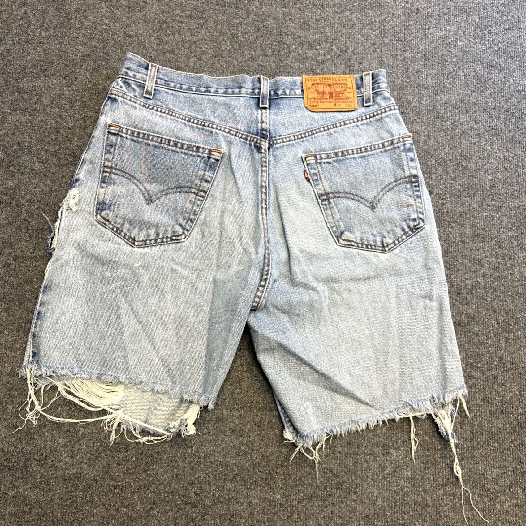 Levi's Levi’s Jeans 550 Light Wash Cut Jeans Shorts W 34 Mens Regular Blue Jorts - Pre-owned Excellent Size US 34 / EU 50 - 4 Thumbnail