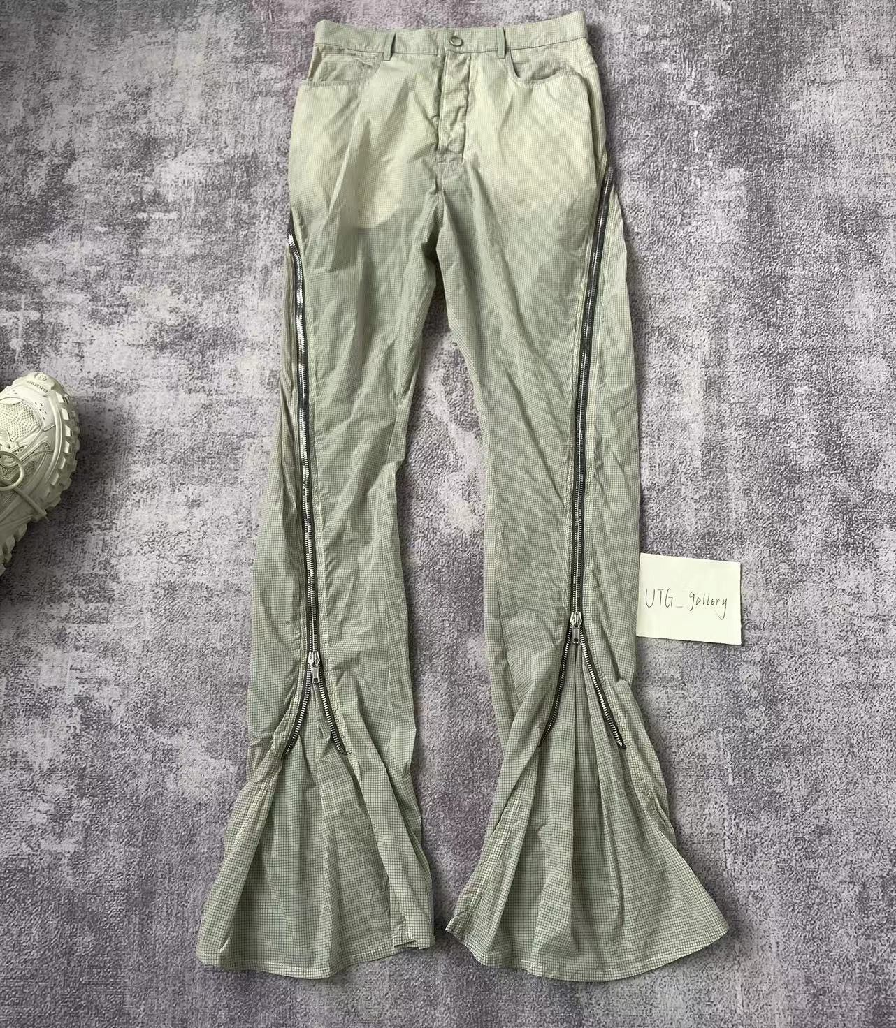 image of Rick Owens Bolan Banana Cut Nylon Ripstop Pants in Grey, Men's (Size 31)