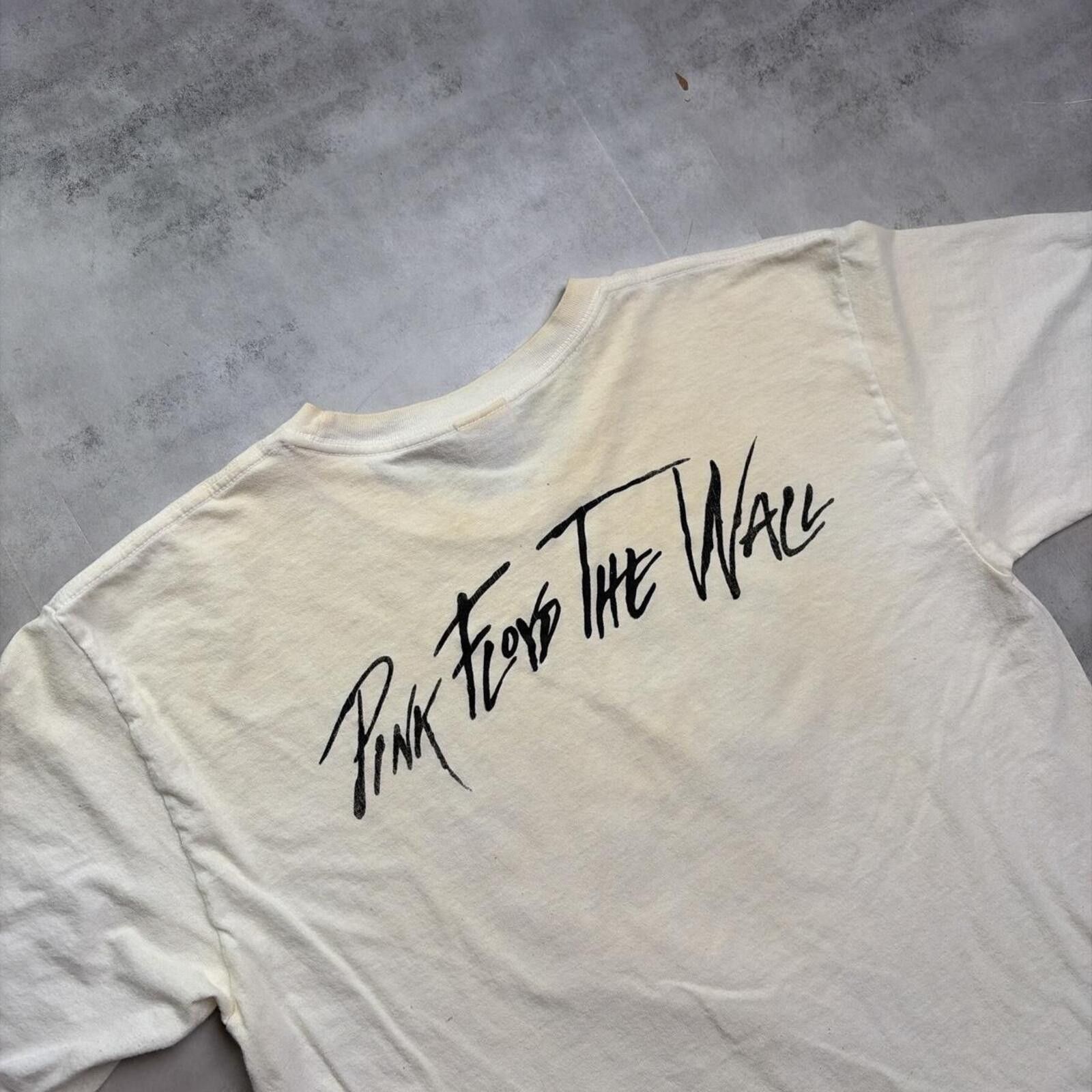 Other Y2K White Pink Floyd The Wall Tour Band Distressed T-Shirt Size US L / EU 52-54 / 3 - 4 Thumbnail
