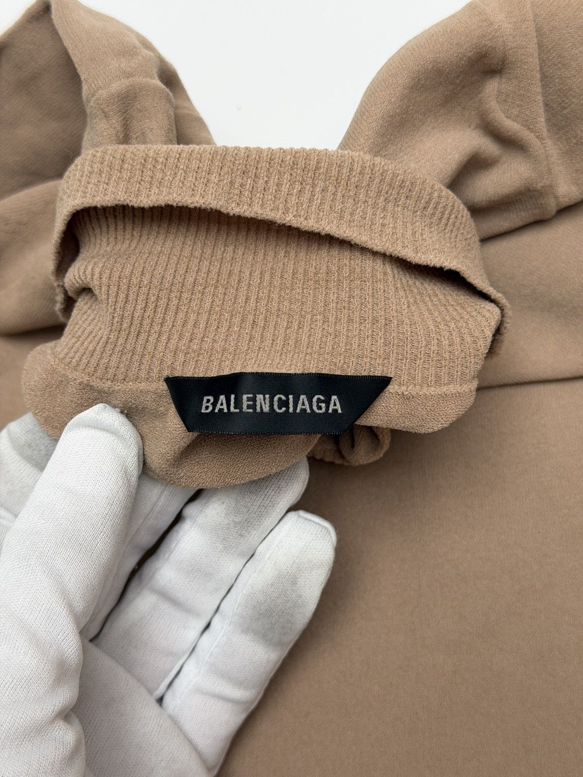 Balenciaga Balenciaga Stretch Knitted Turtleneck Sweater With Gloves Size US XS / EU 42 / 0 - 8 Thumbnail