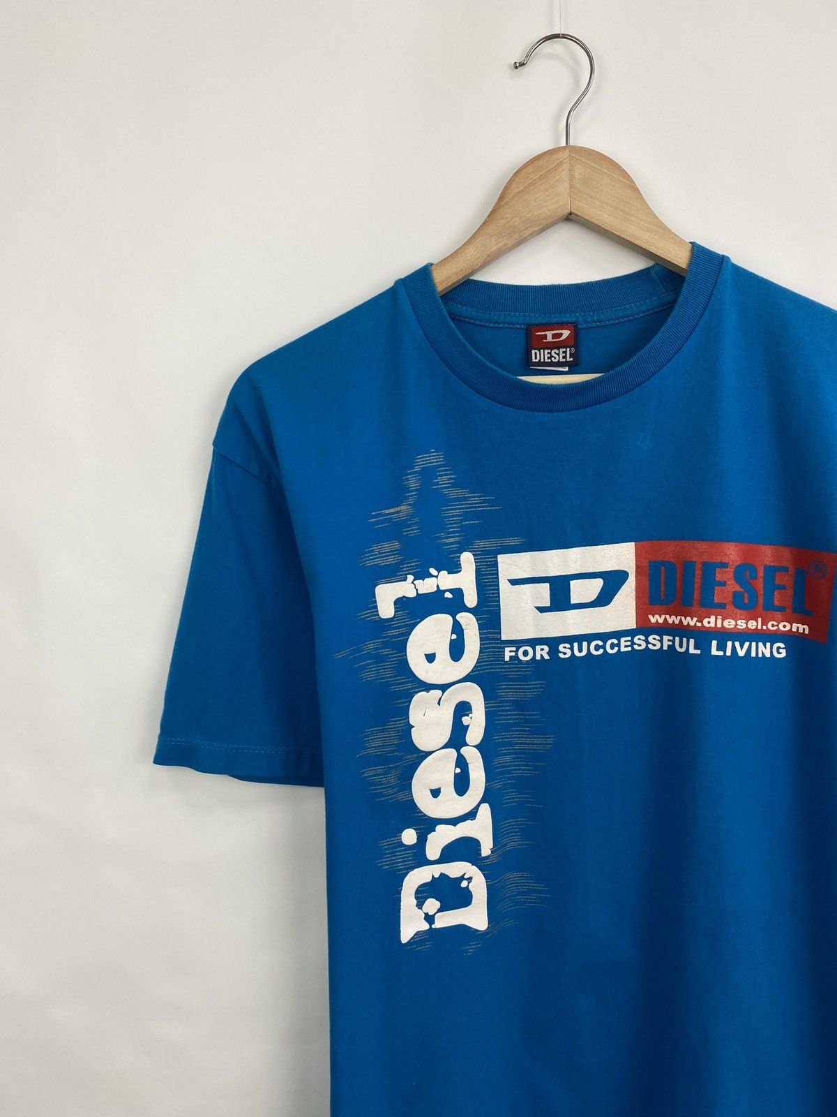 Diesel × Japanese Brand 🇺🇸 Vintage 90s Diesel Big logo T-Shirt Retro Rare Hype Y2K Size US M / EU 48-50 / 2 - 2 Thumbnail