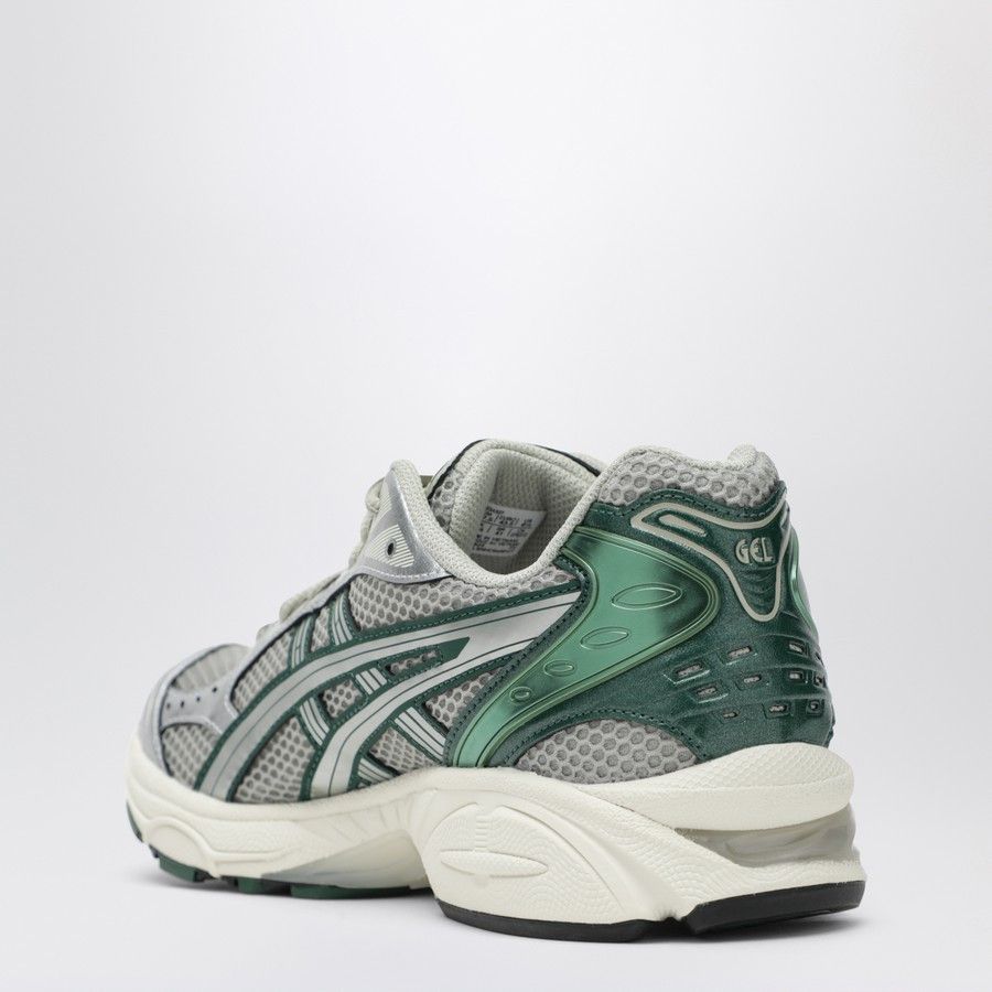 Asics o1d2blof0226 Low-Top Sneakers in Green/Silver Size US 7 / EU 40 - 4 Thumbnail