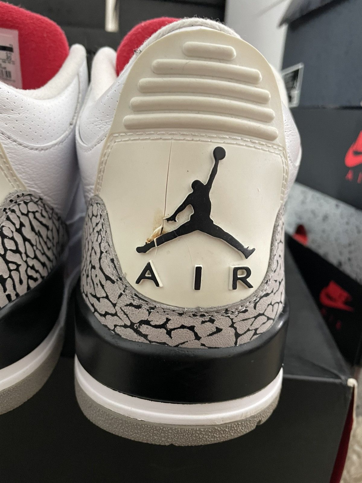 Jordan Brand Jordan 3 White Cement 2011 Size US 12 / EU 45 - 6 Thumbnail