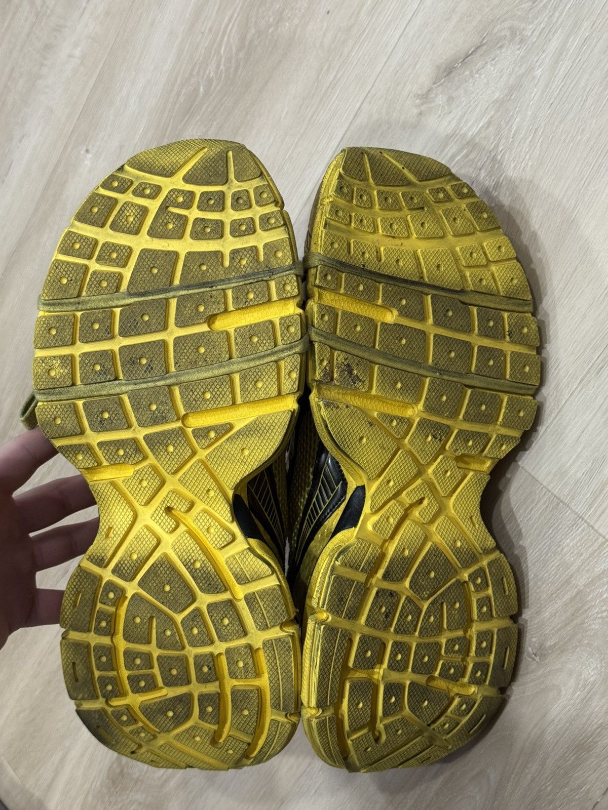 Balenciaga Balenciaga 3xl Distressed Sneakers ‘Yellow’ Size US 12 / EU 45 - 19 Thumbnail