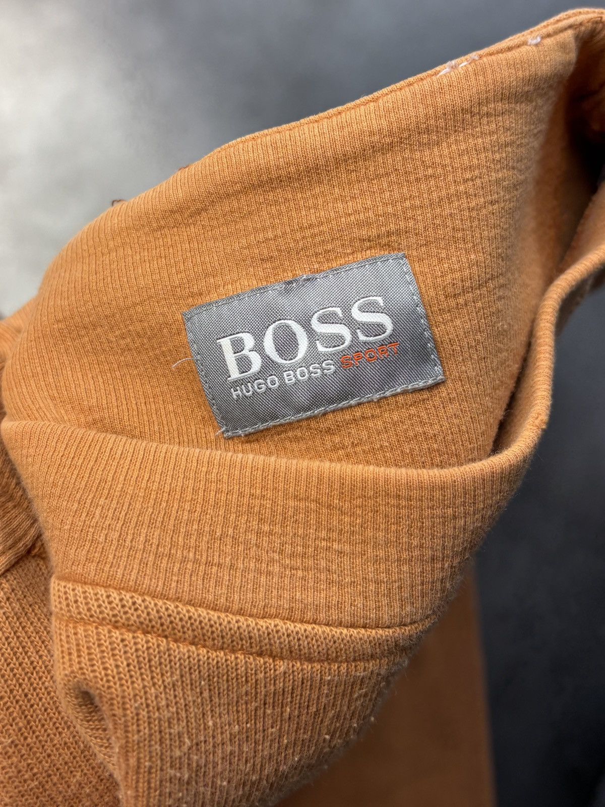 Hugo Boss × Vintage Vintage Hugo Boss Sport Longsleeve 90s 2000s Iguana LS Tee Size US XL / EU 56 / 4 - 5 Thumbnail